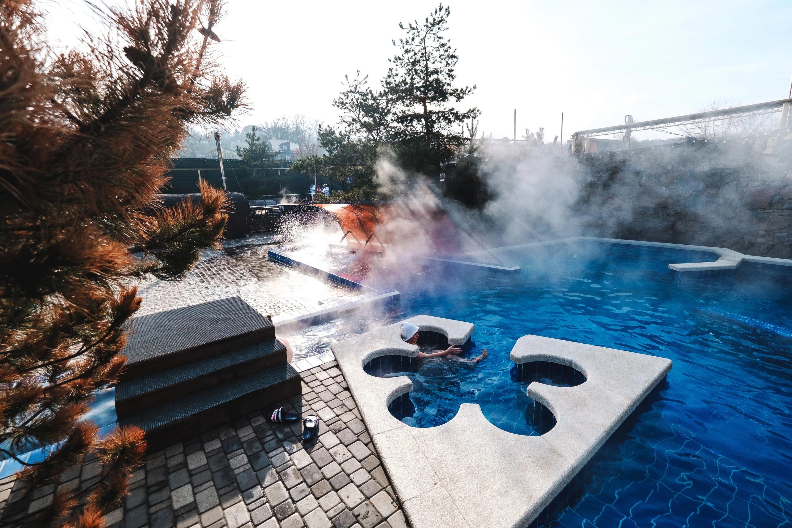 Двухместный номер с двуспальной кроватью и дополнительной кроватью