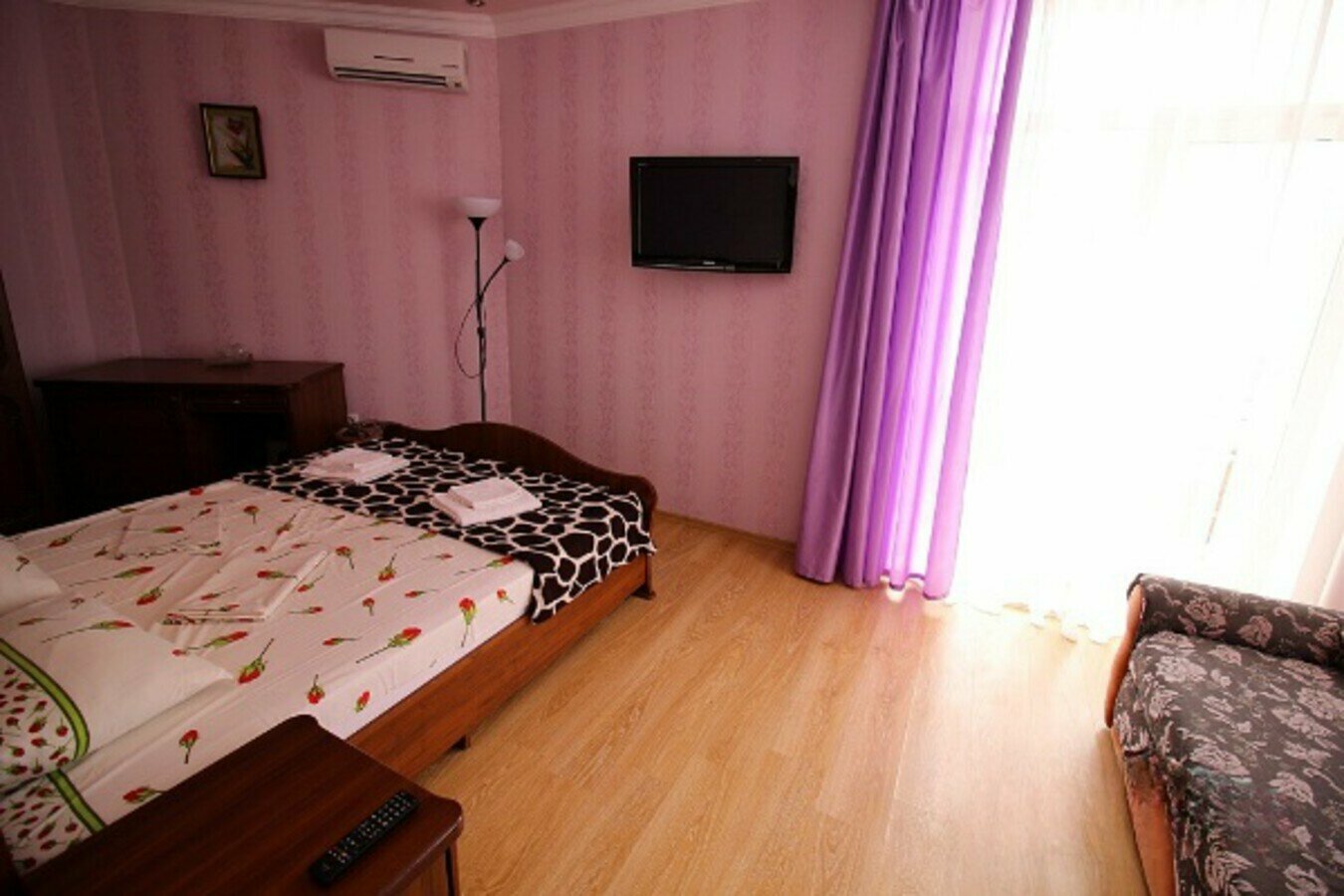 Четырехместный номер с балконом