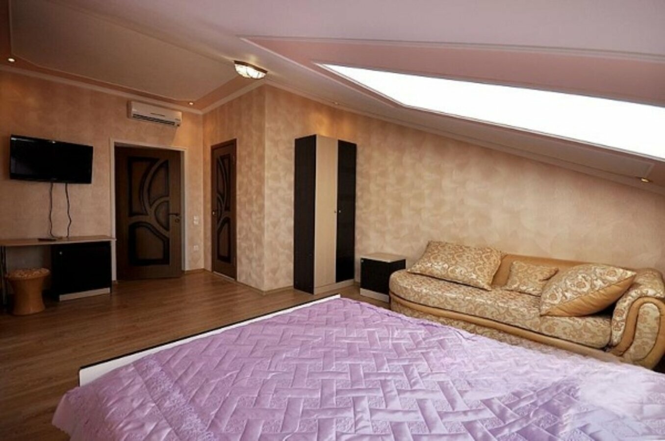 Двухместный номер с 1 кроватью и балконом