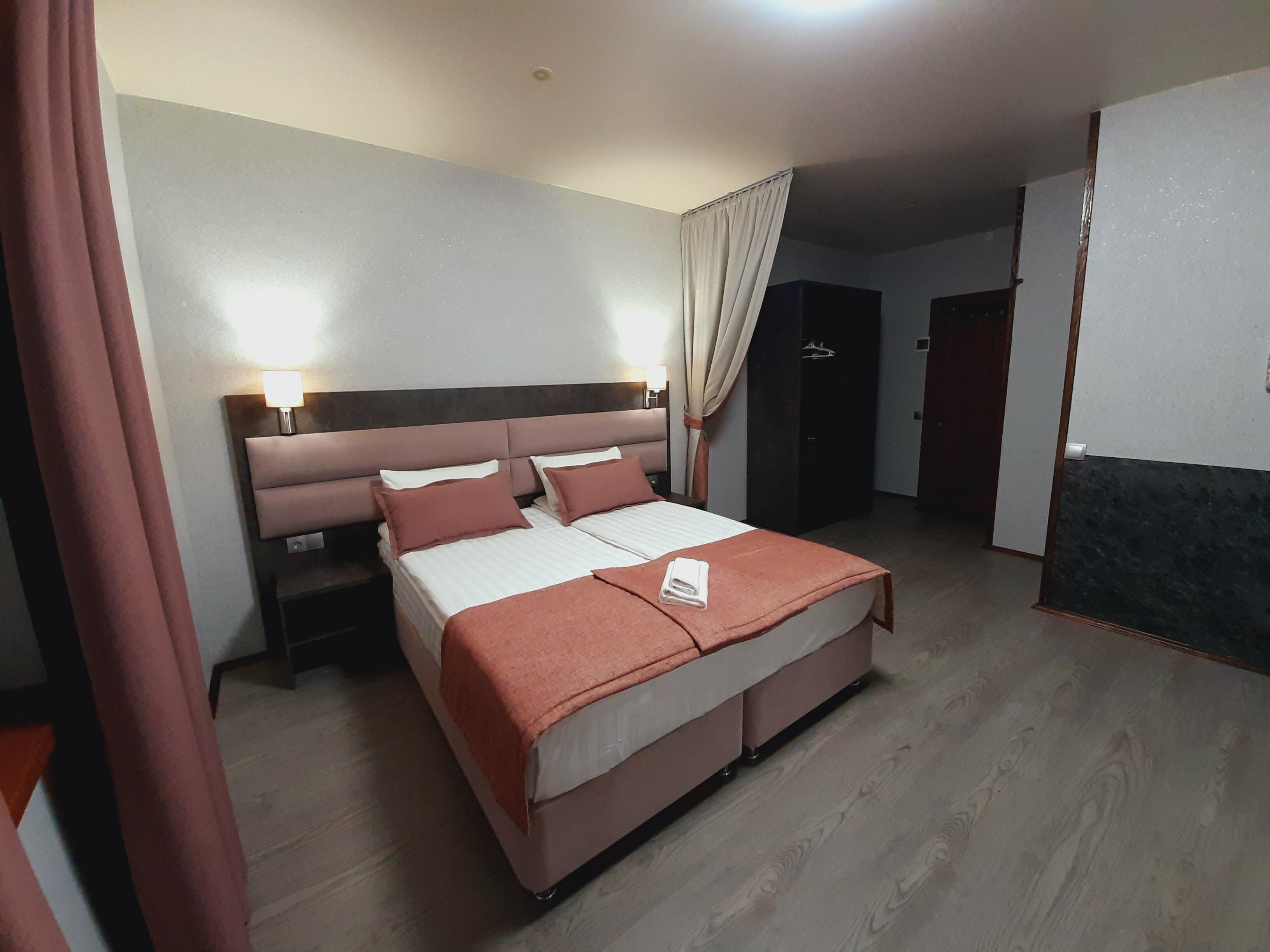 Представительский трехместный номер