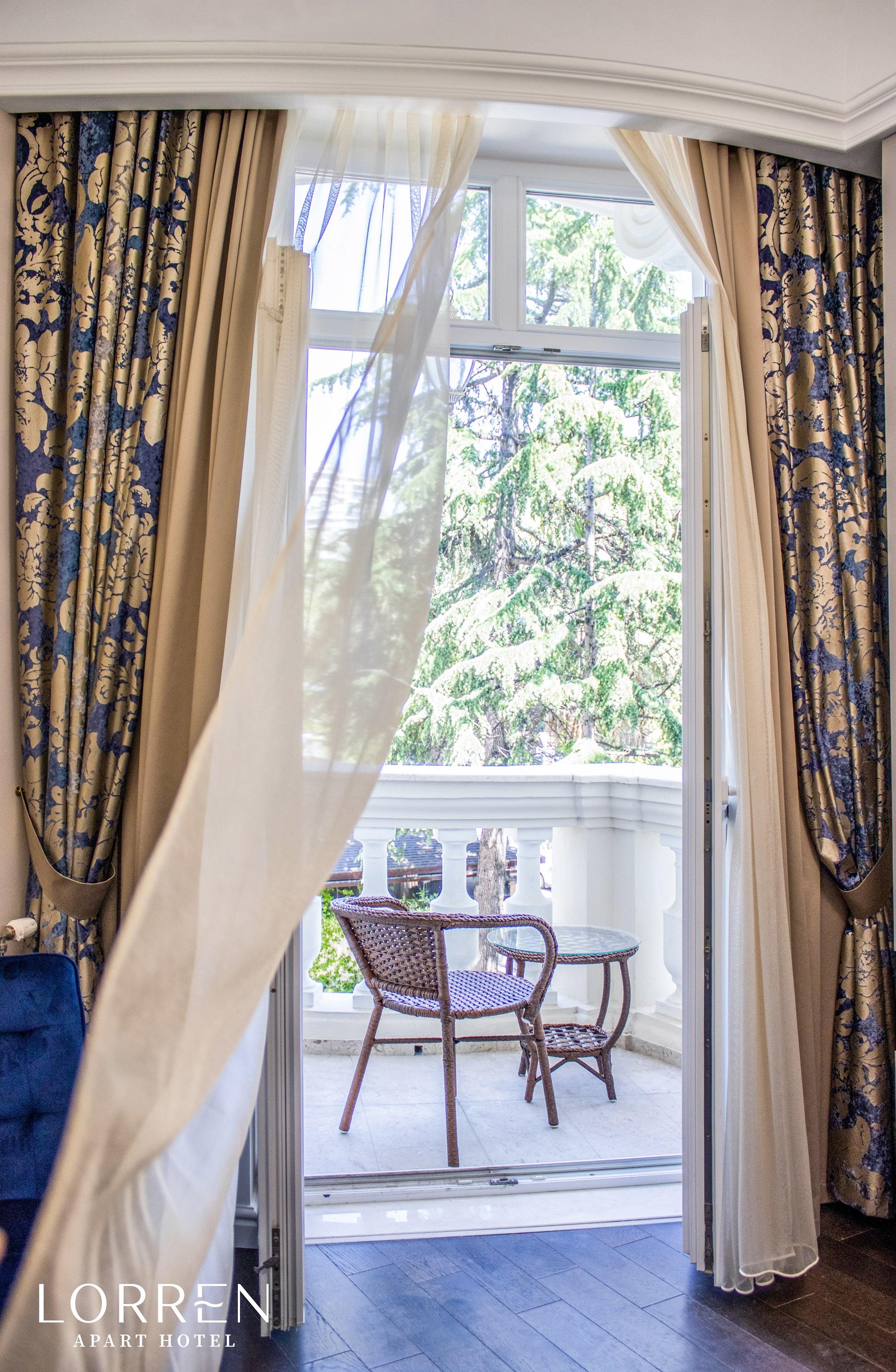 Номер-студия с балконом