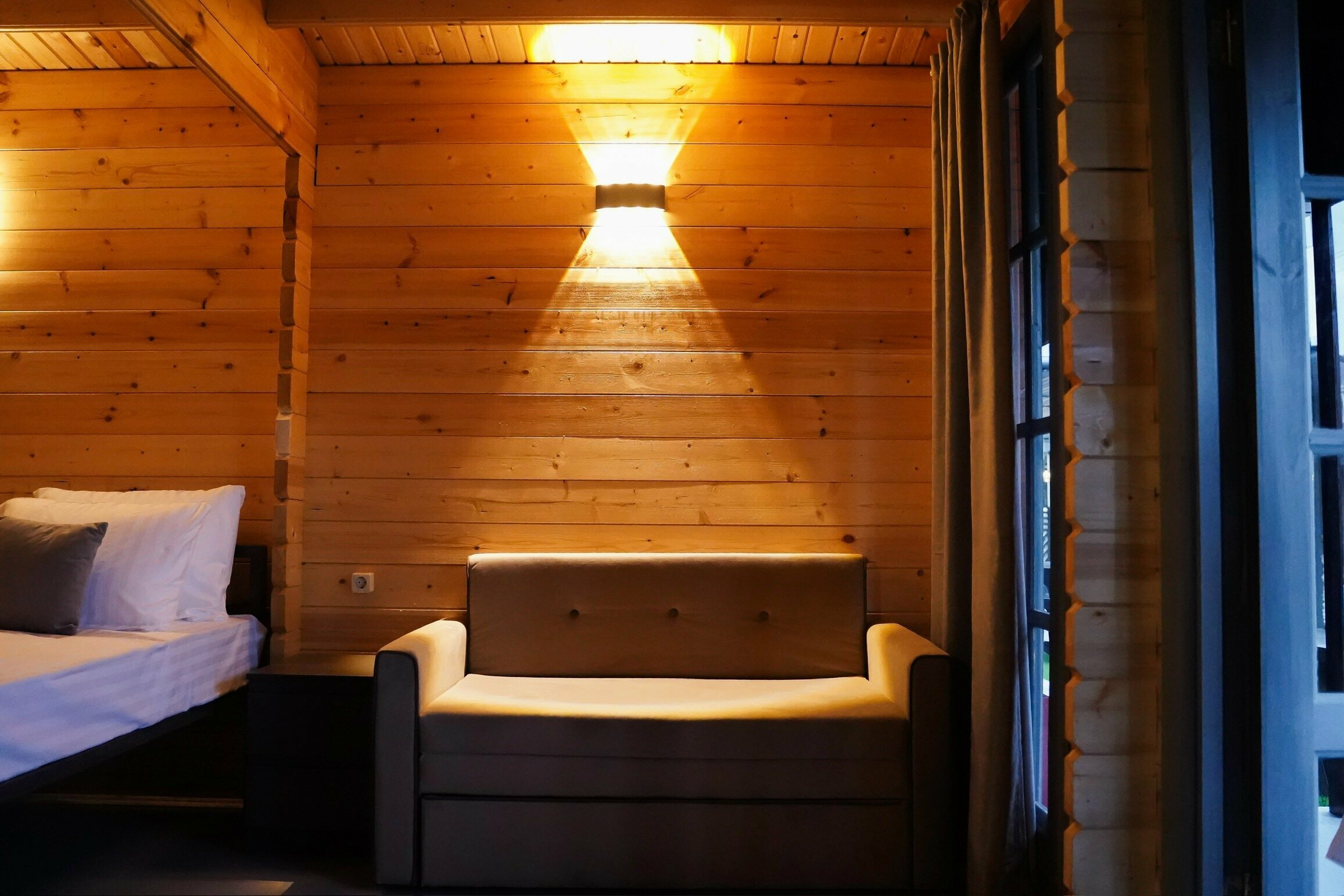 Шале у бассейна