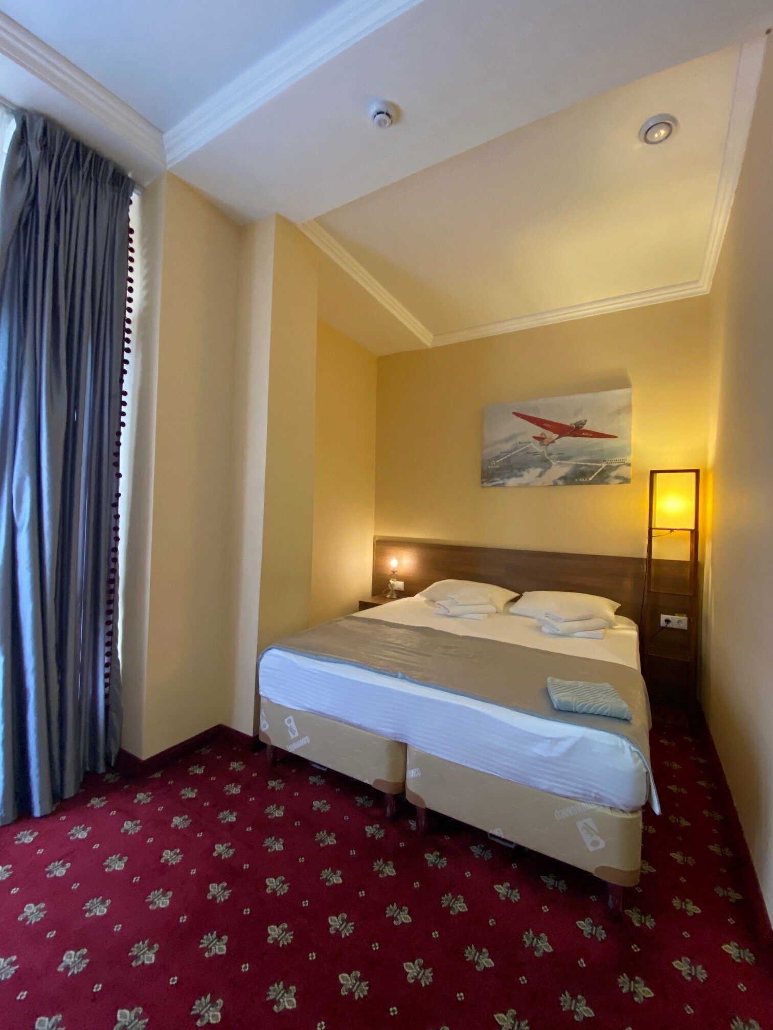 Улучшенный номер с кроватью размера «king-size» или 2 отдельными кроватями