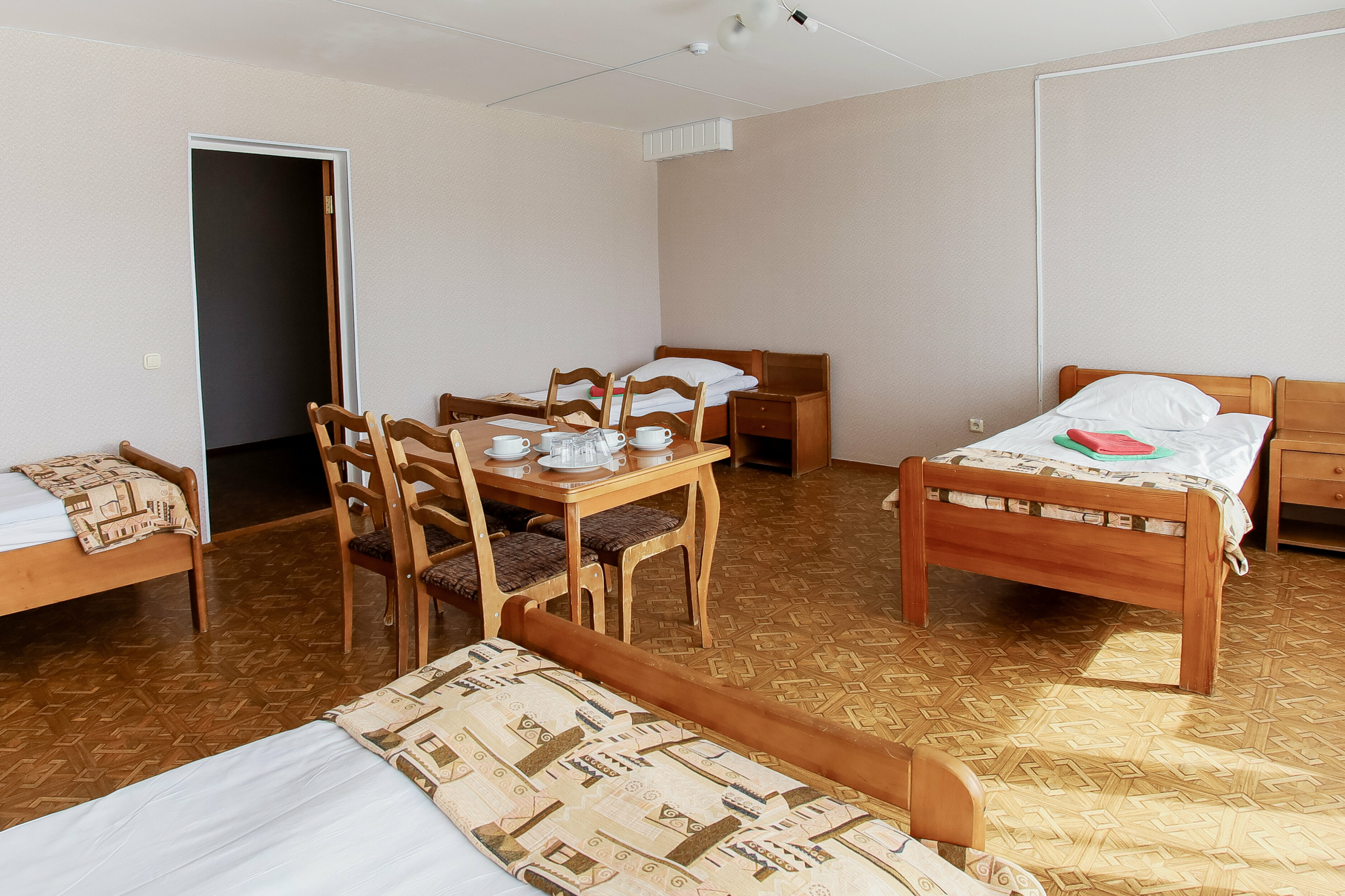 Четырехместный номер эконом-класса