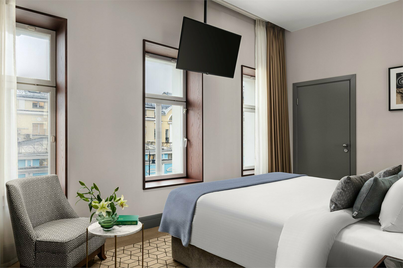 KING COMFORT ACCESSIBLE ROOM