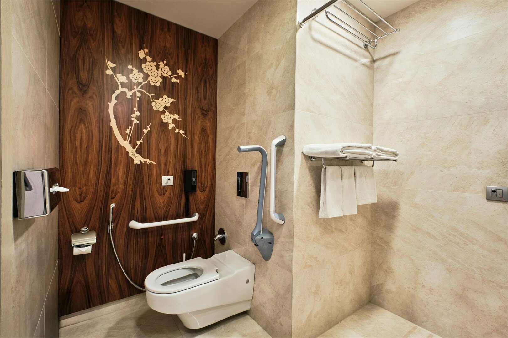 Стандартный номер для людей с ограниченными возможностями