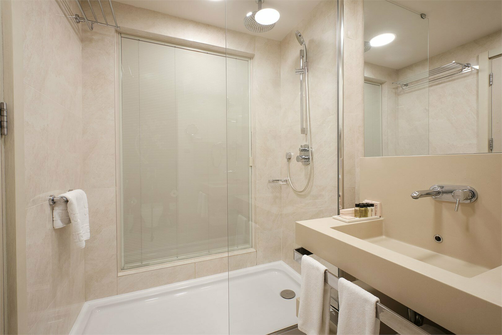 Стандартный номер с кроватью King-size