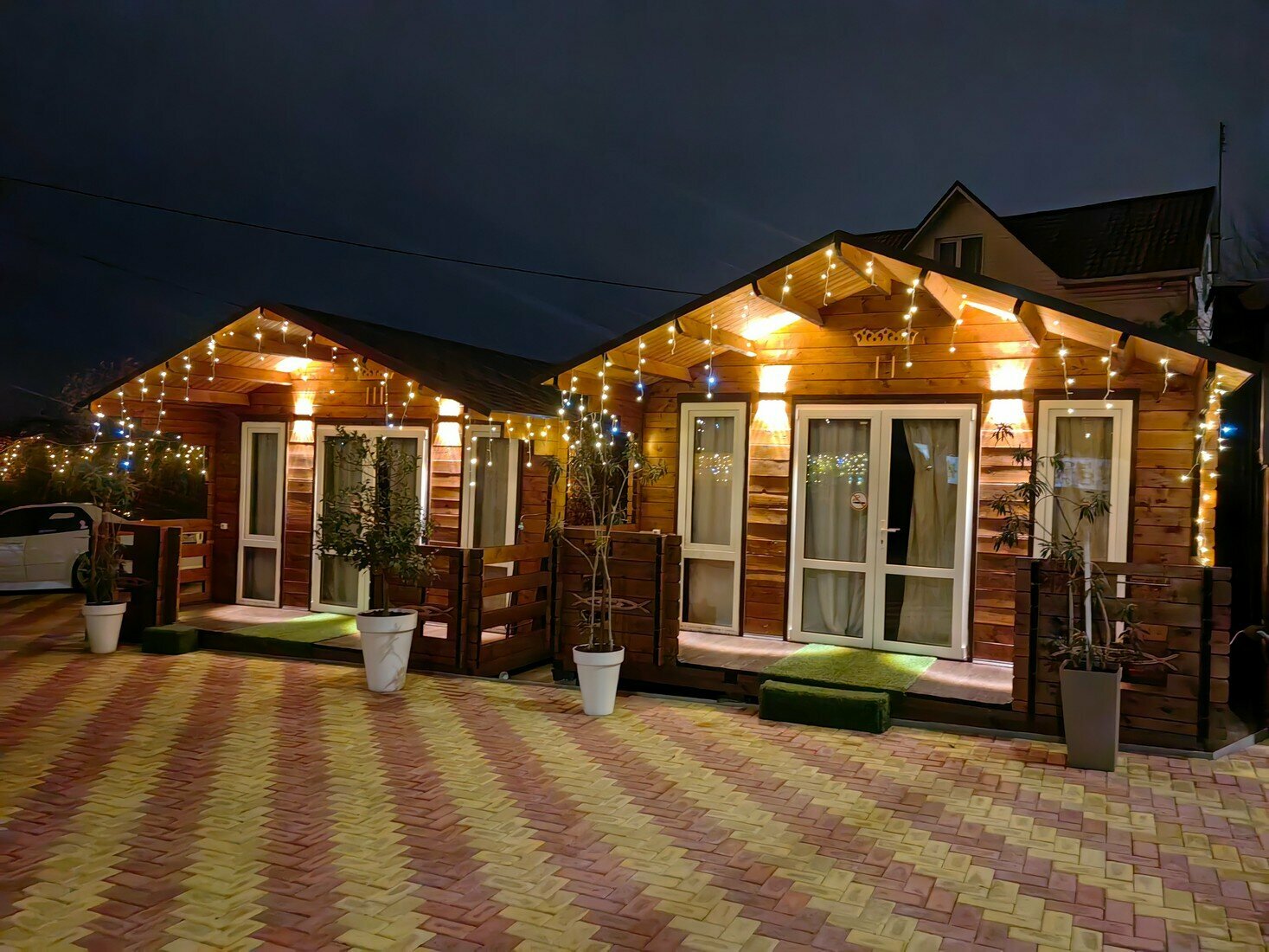 Домик-бунгало