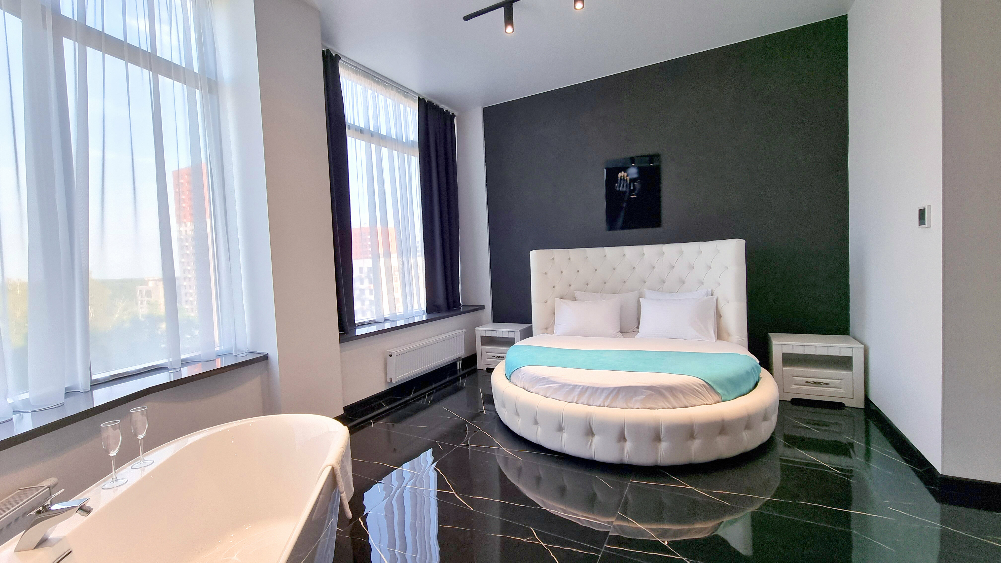 Люкс с видом на город