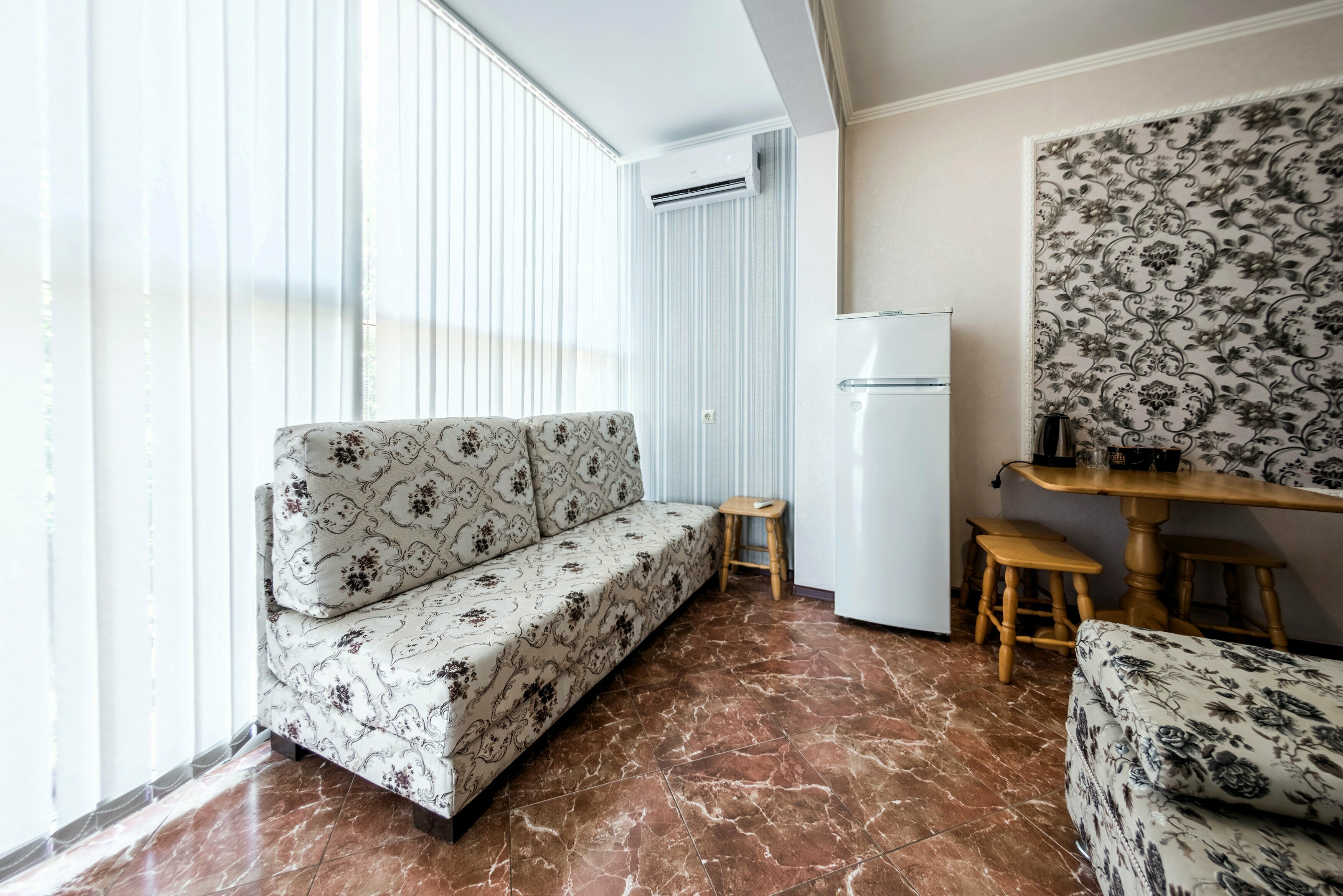 Двухкомнатный люкс с балконом и видом на море