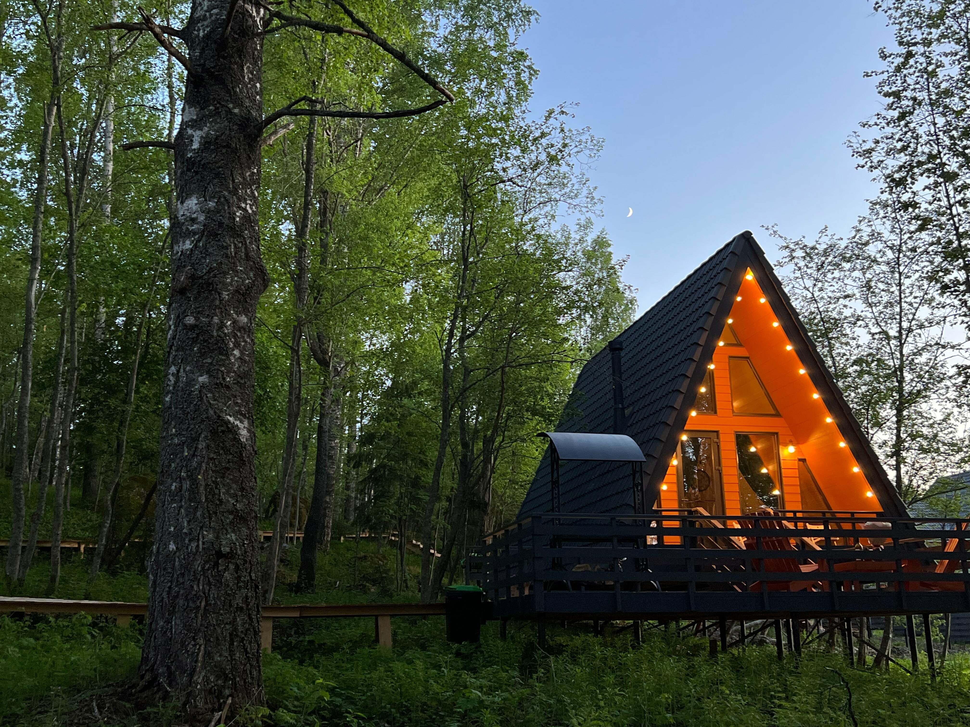 Дом с видом на озеро