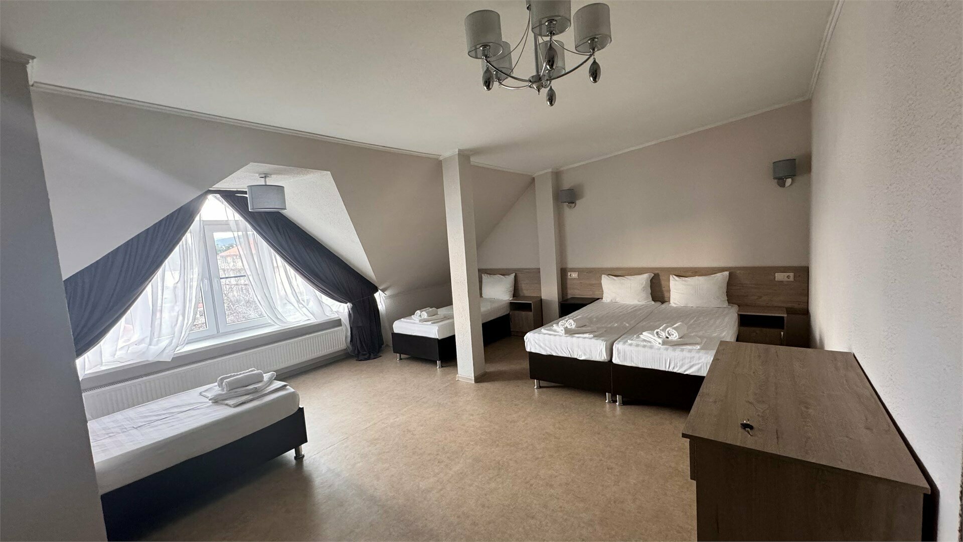 Стандарт 4-х местный мансарда