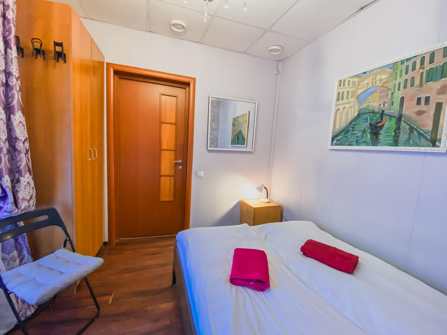 3-местная комната c 1 двуспальной кроватью