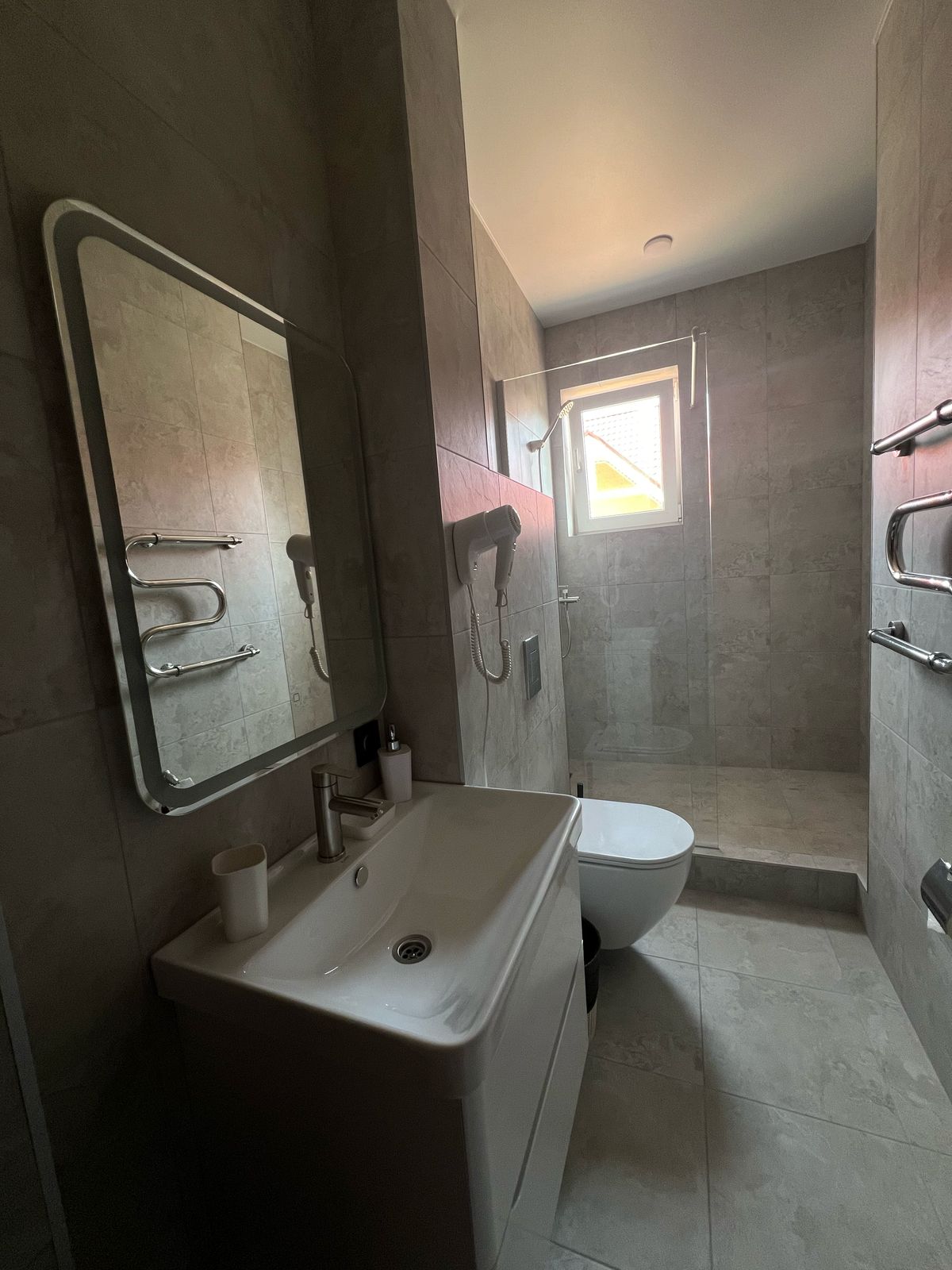 Стандартный трехместный номер