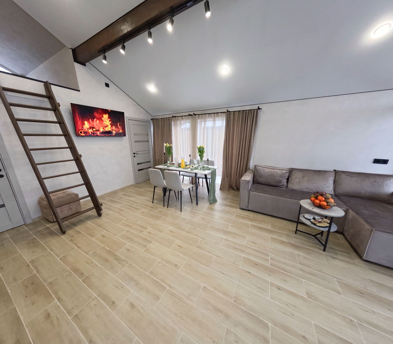 Дом с видом на лес