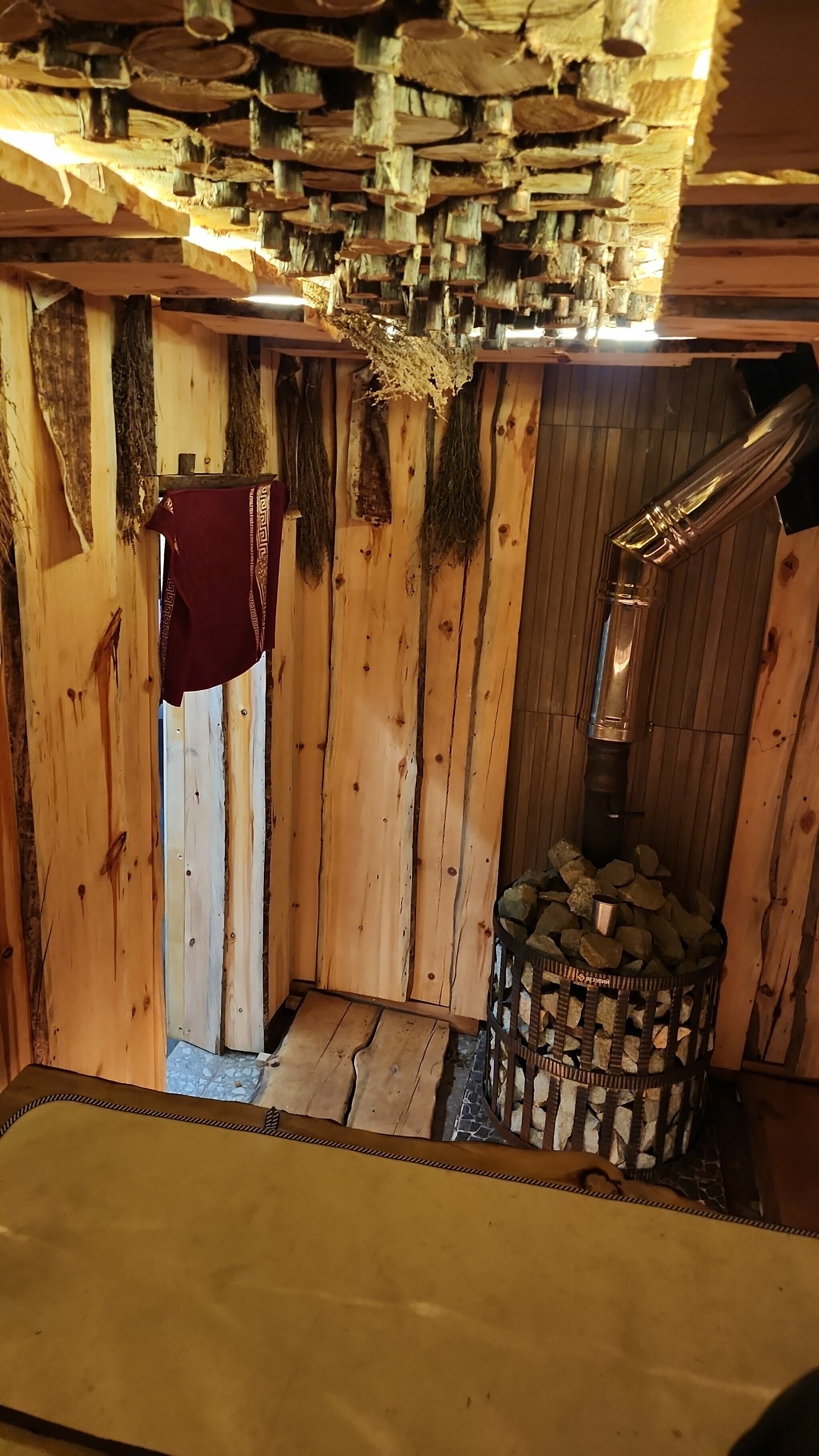 Дом с видом на лес