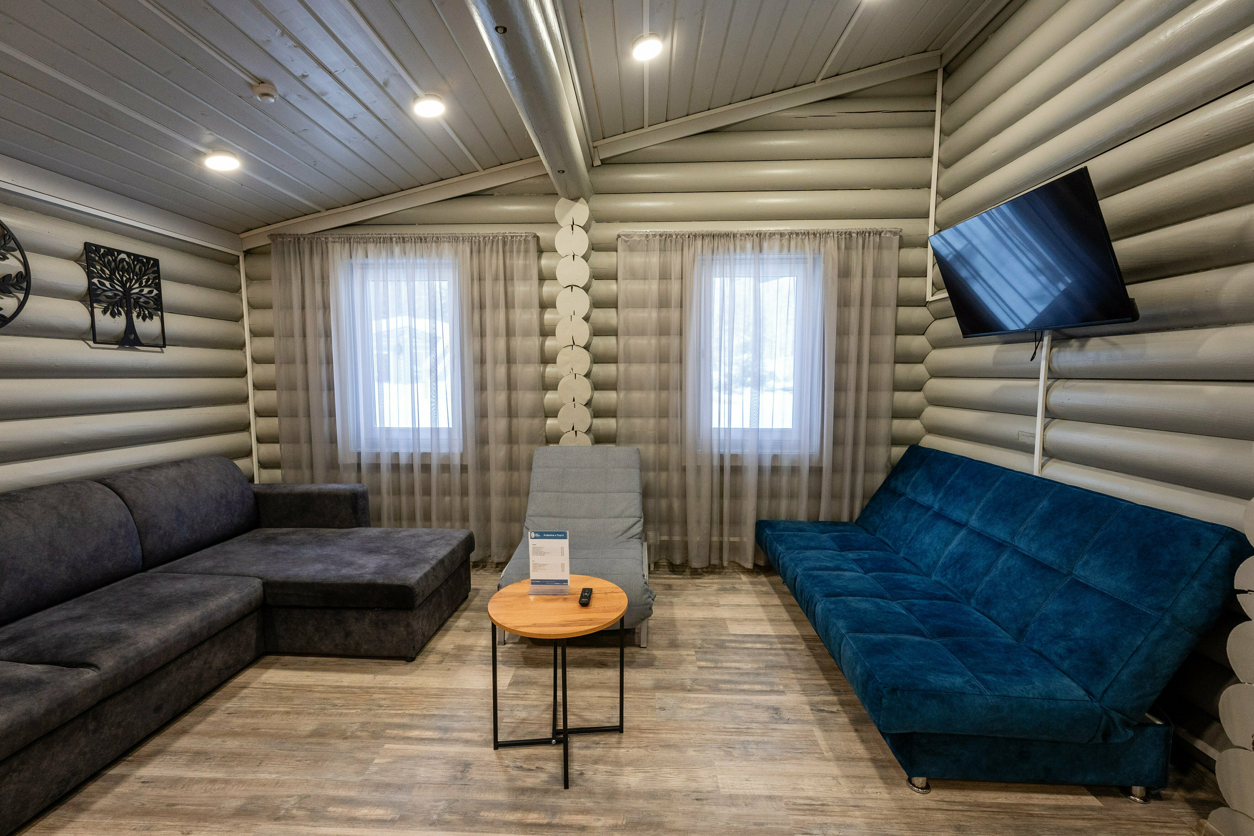 Номер-студия с диваном-кроватью