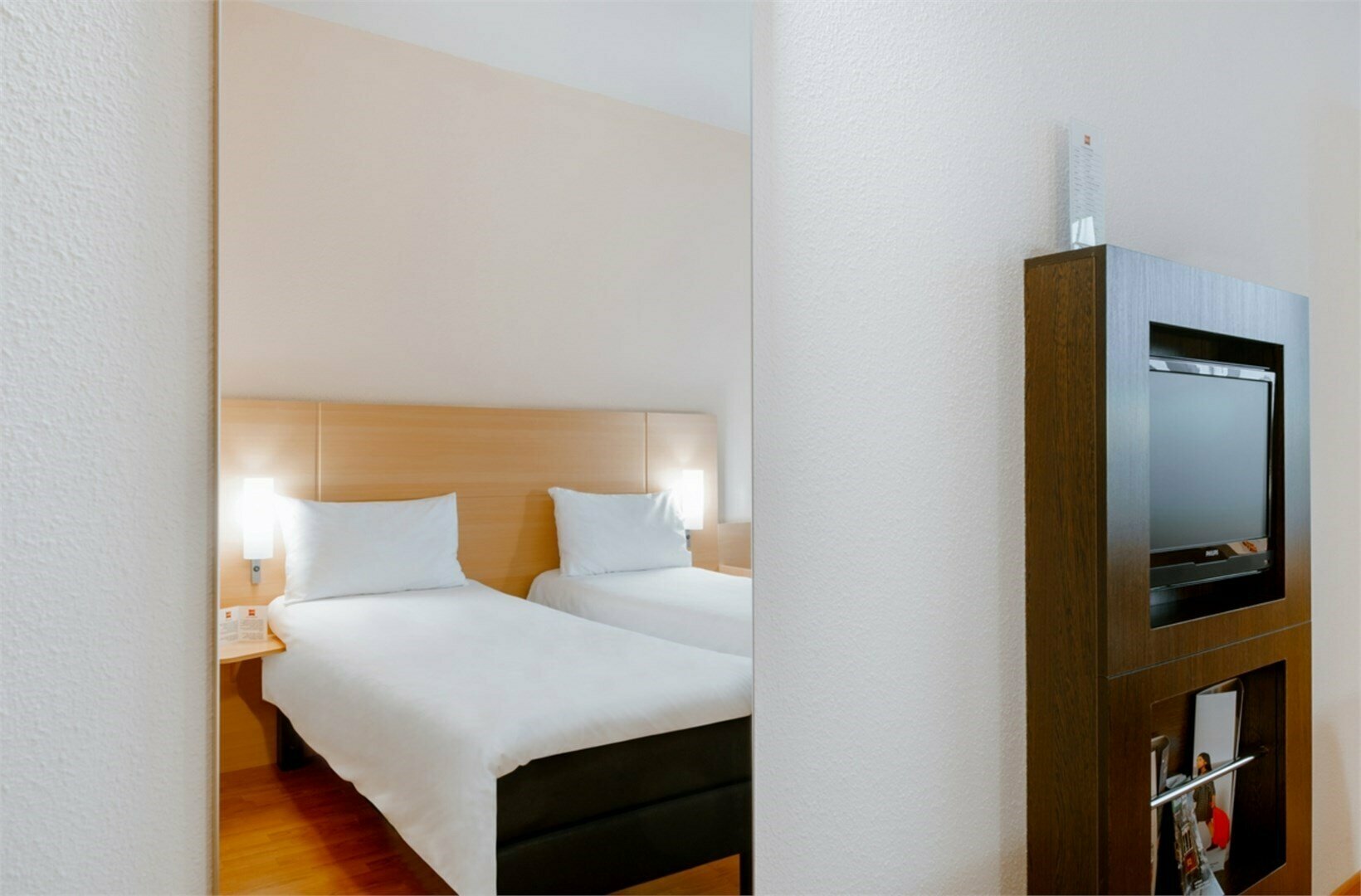 Номер Standard без вида с 2 односпальными кроватями