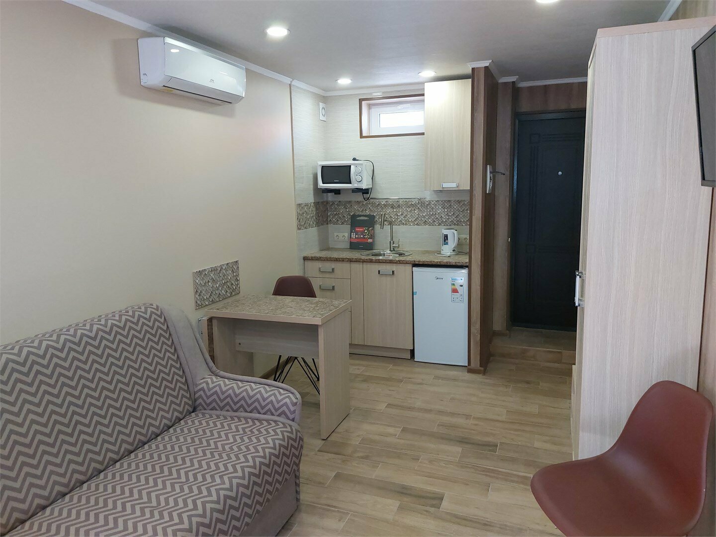 Коттедж 4-х местный номер