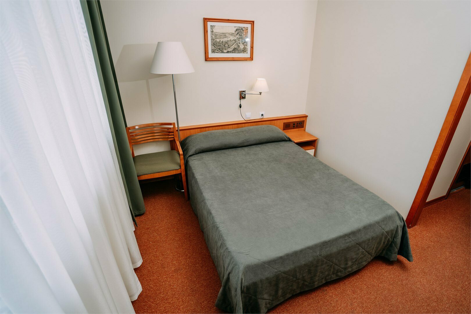 ОДНОМЕСТНЫЕ НОМЕРА КАТЕГОРИИ «Б» 7 этаж