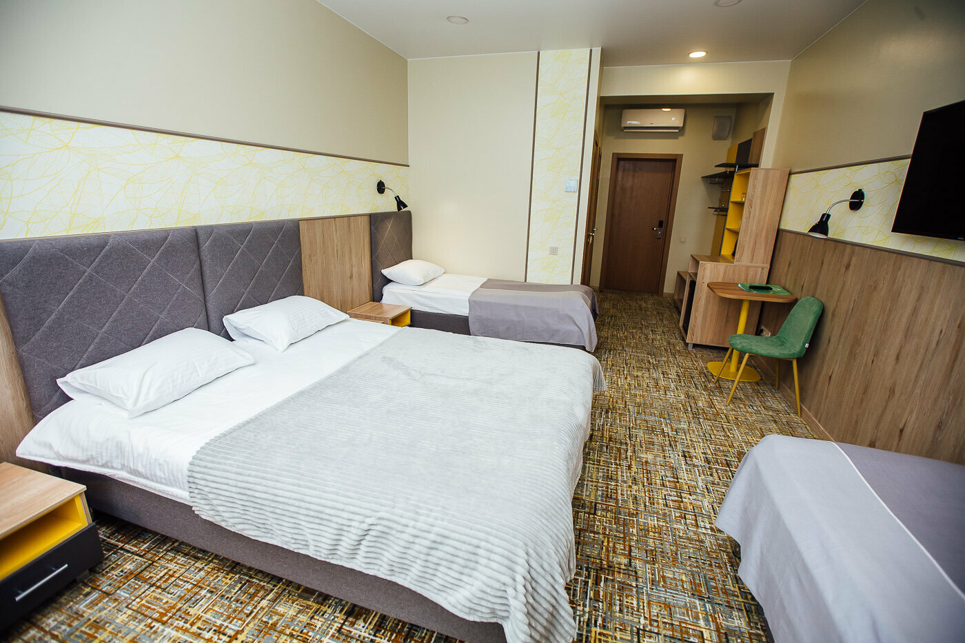 Семейный номер с душем