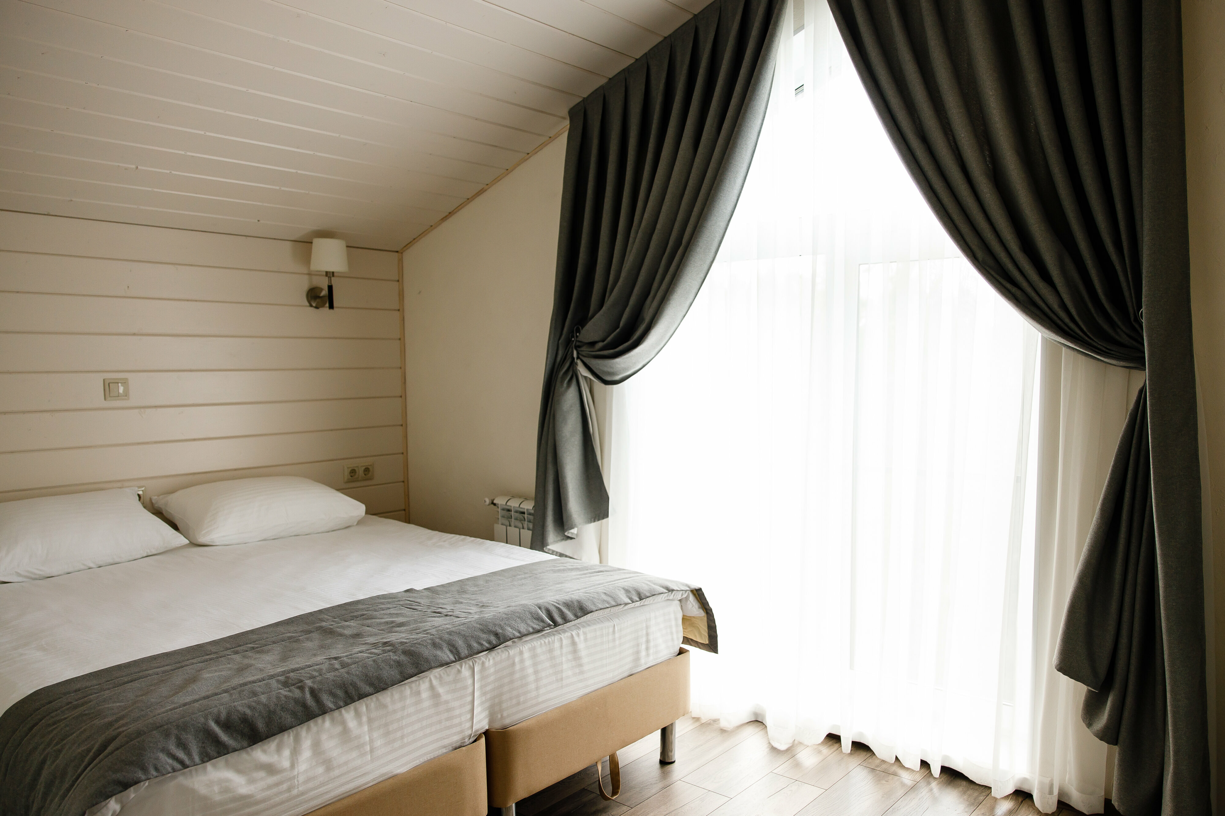 Коттедж с видом на лес