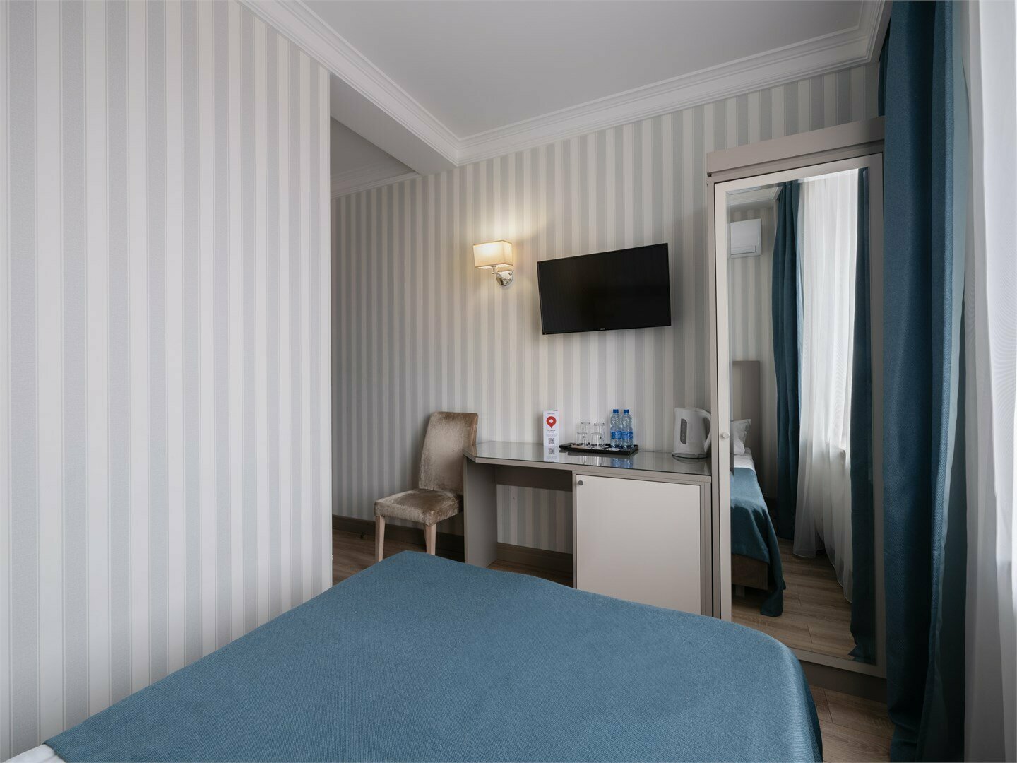 Стандарт с двуспальной кроватью