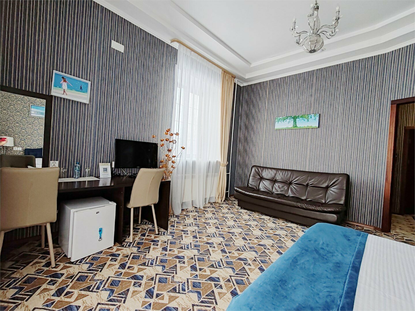 Улучшенный номер с кроватью размера «king-size»