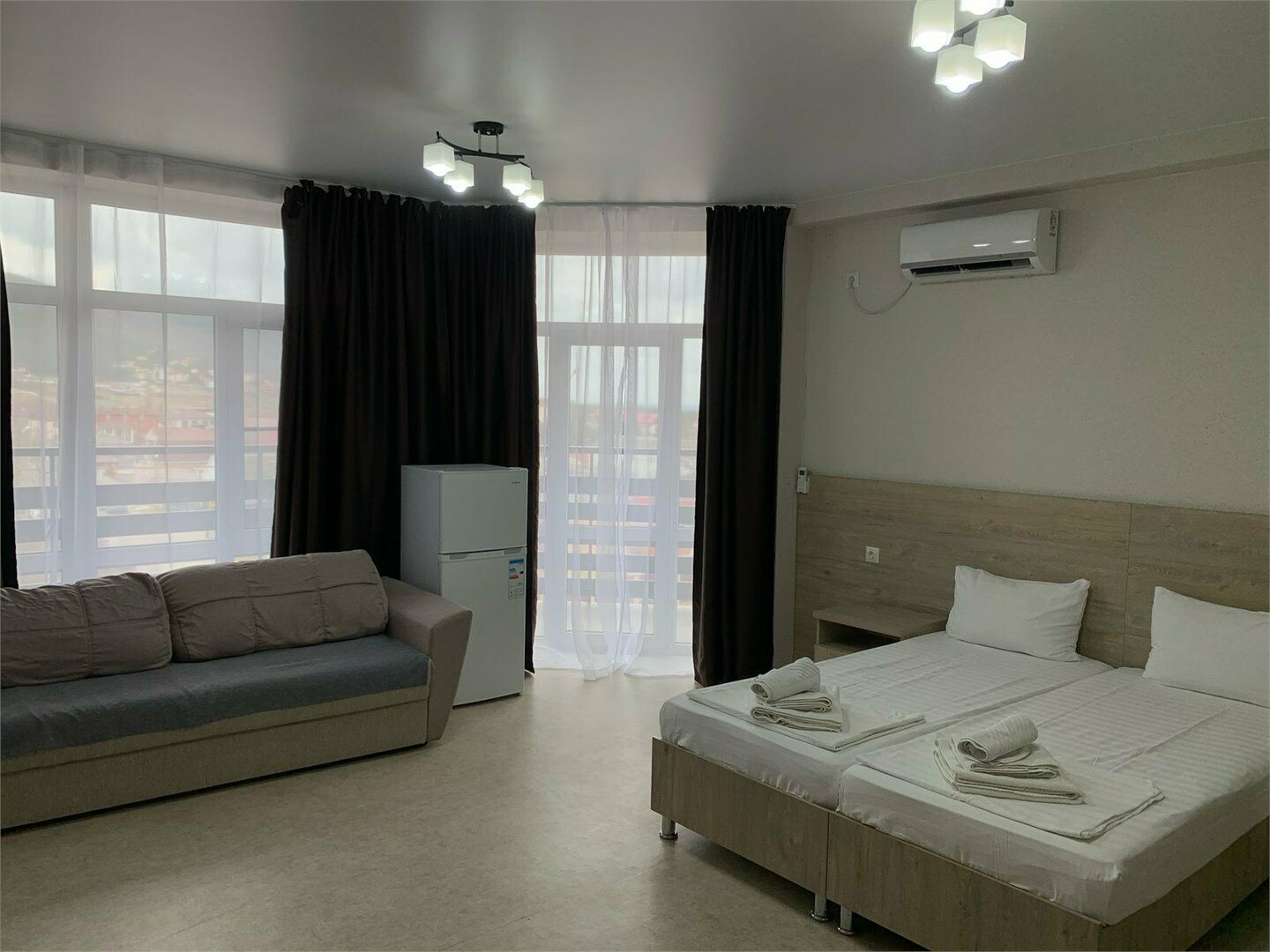 Студия с балконом 4-х местная