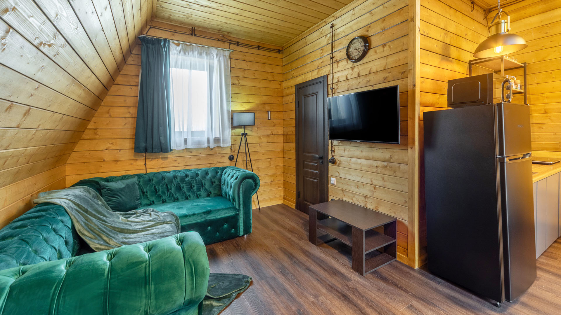 Дом с видом на лес