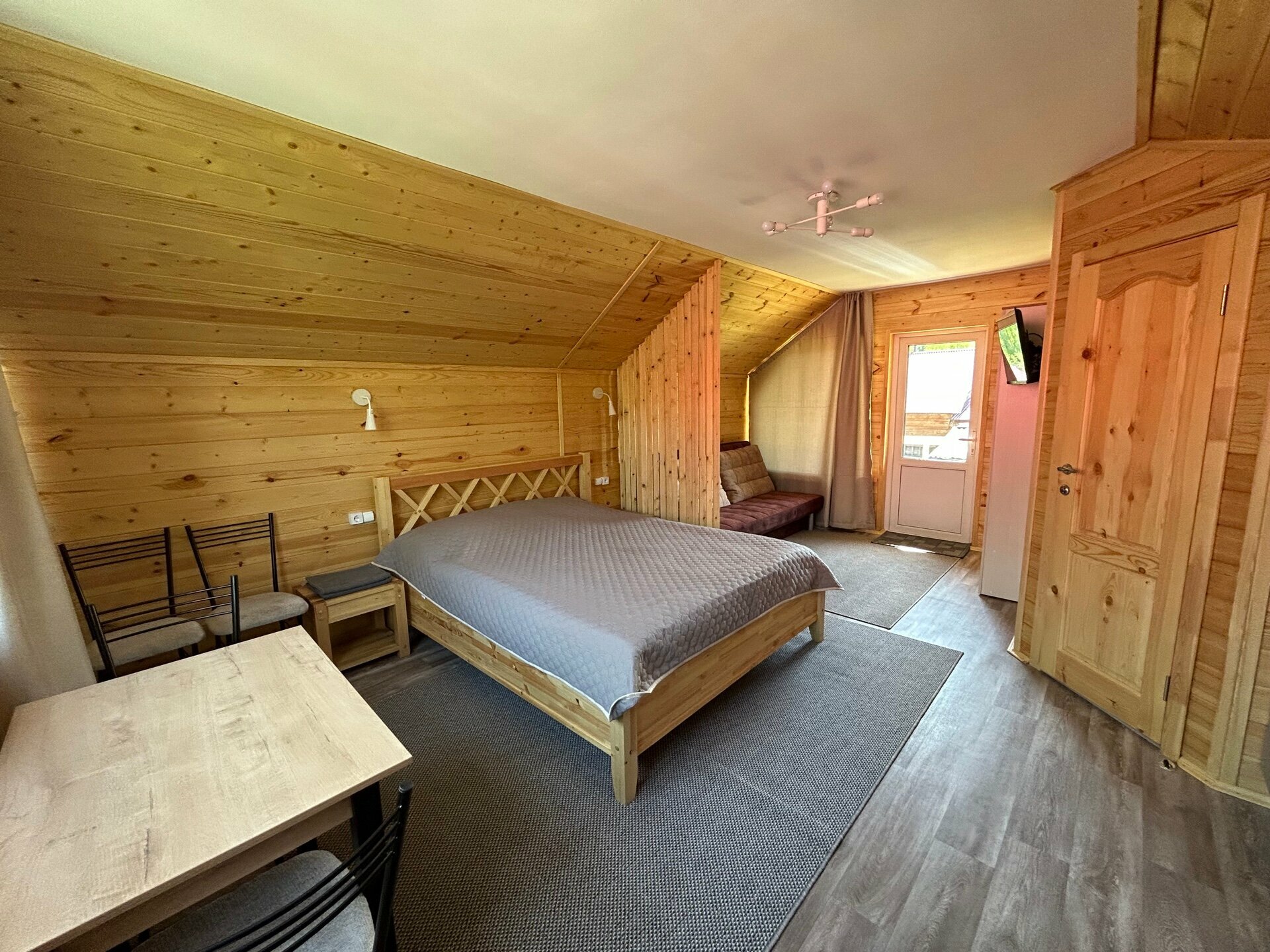 Семейный двухместный номер с 1 кроватью