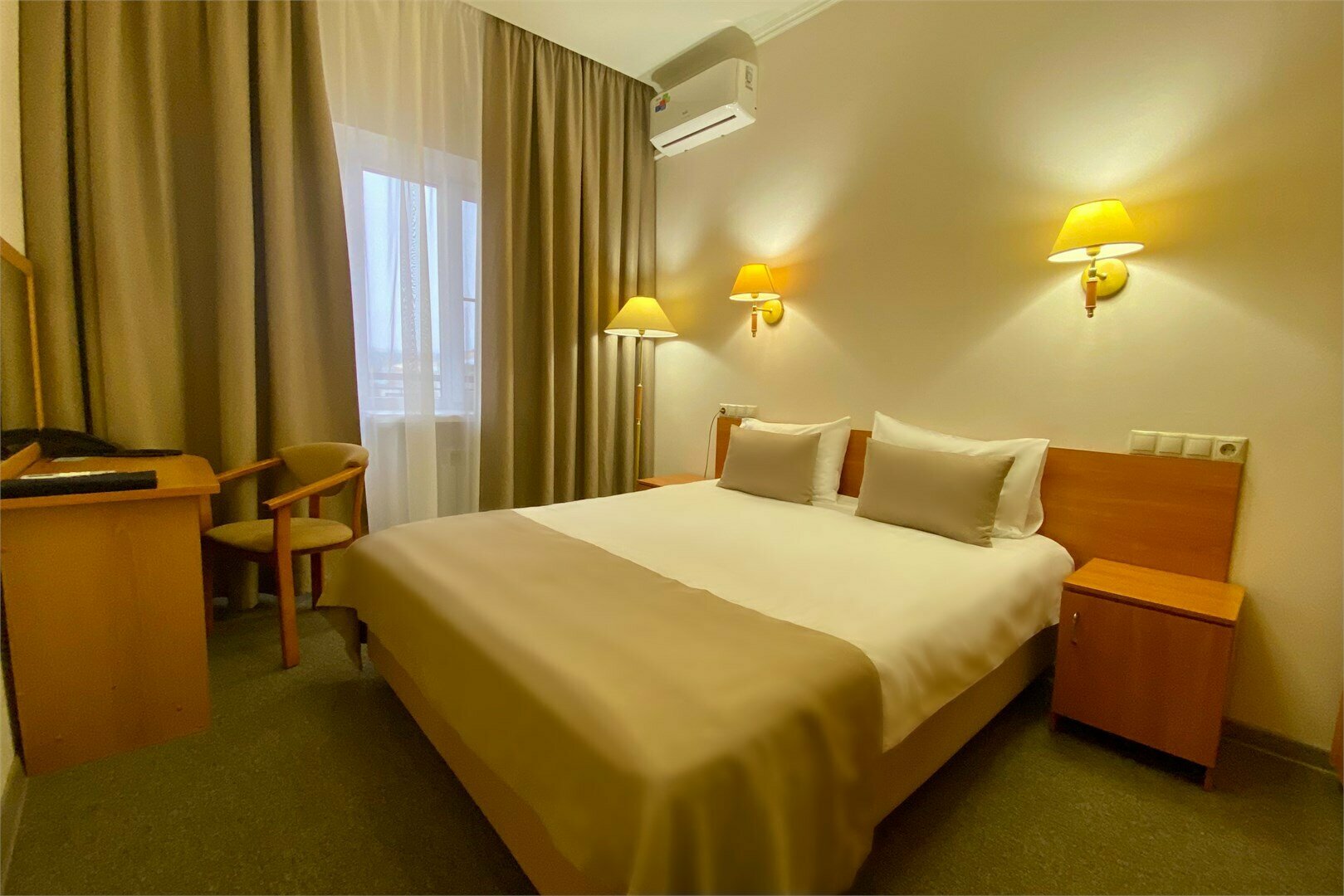 Стандарт (вид на лес)