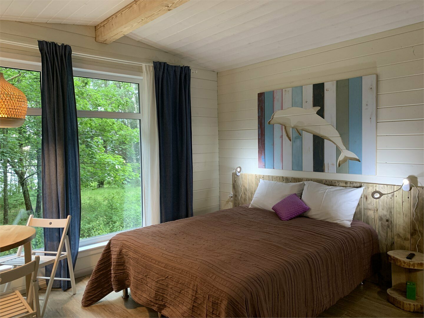 Коттедж с беседкой