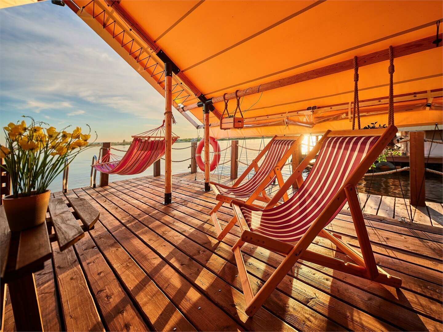 Сафари-тент - Dream Hous на воде (16 м.кв)