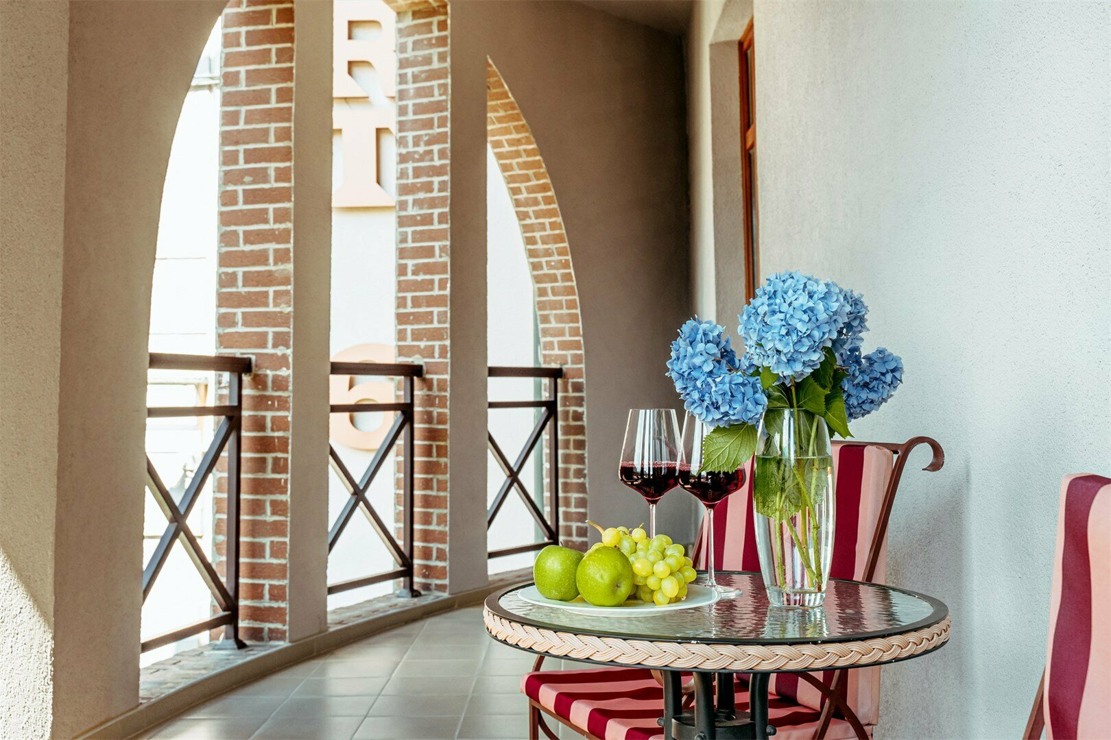 Улучшенные апартаменты