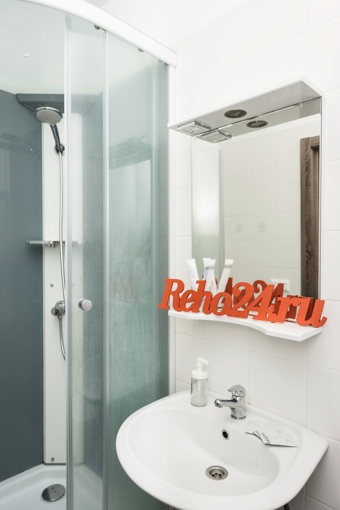 5. Апартаменты для двоих гостей с кроватью (03)