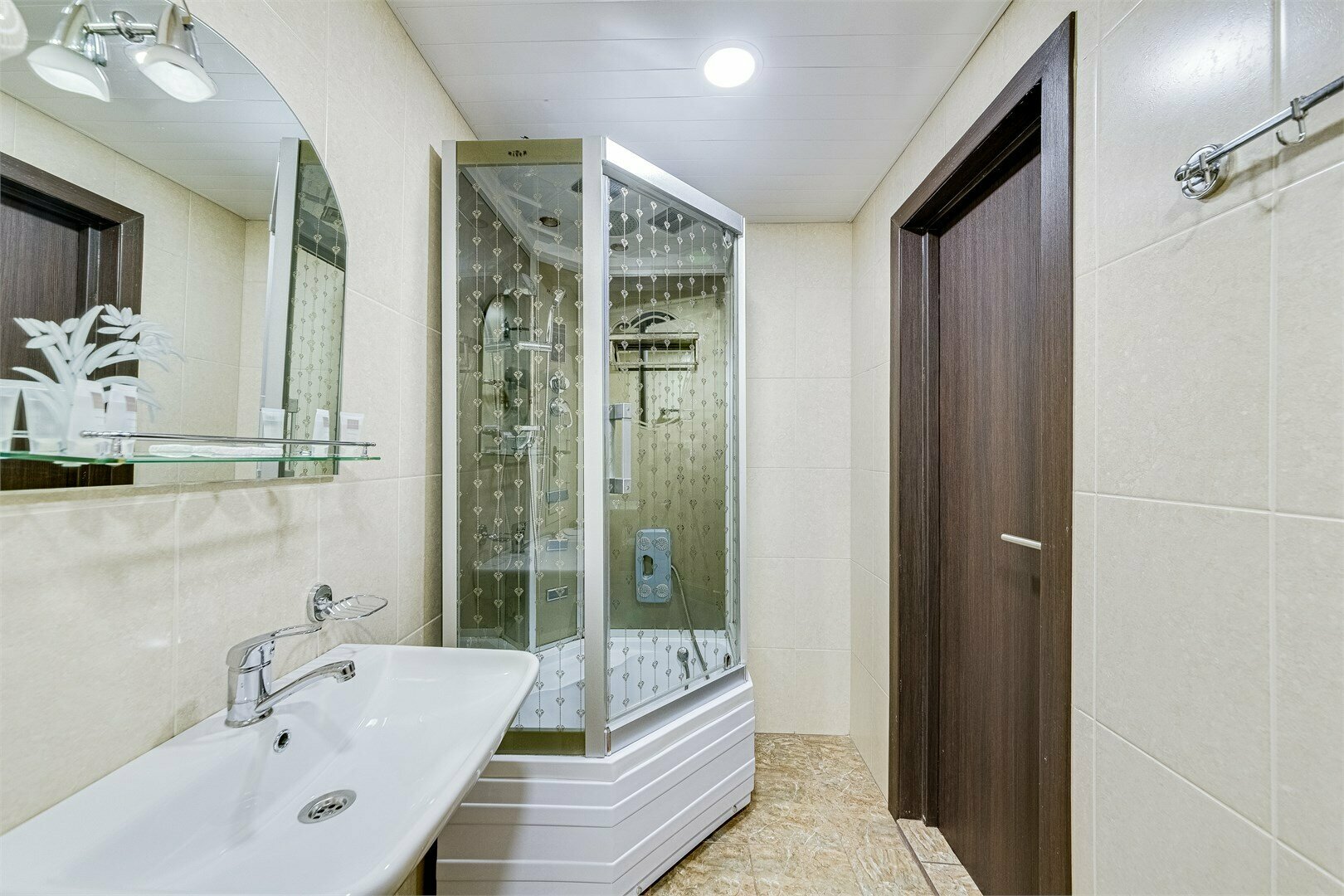 Полулюкс - двухкомнатный номер