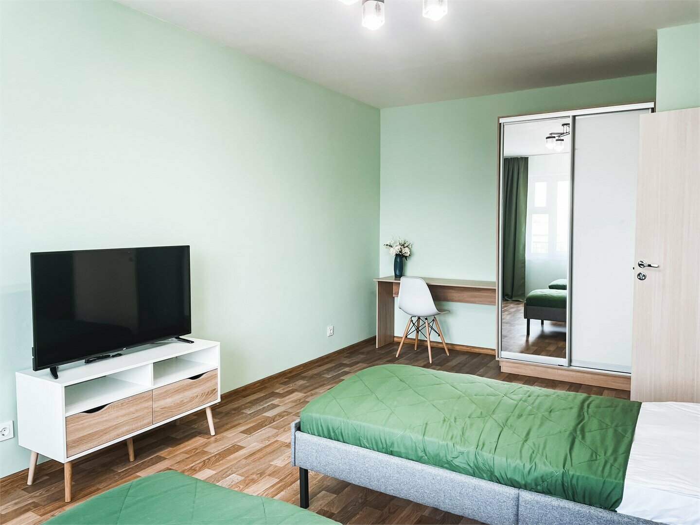 Улучшенный двухместный номер с 2 отдельными кроватями