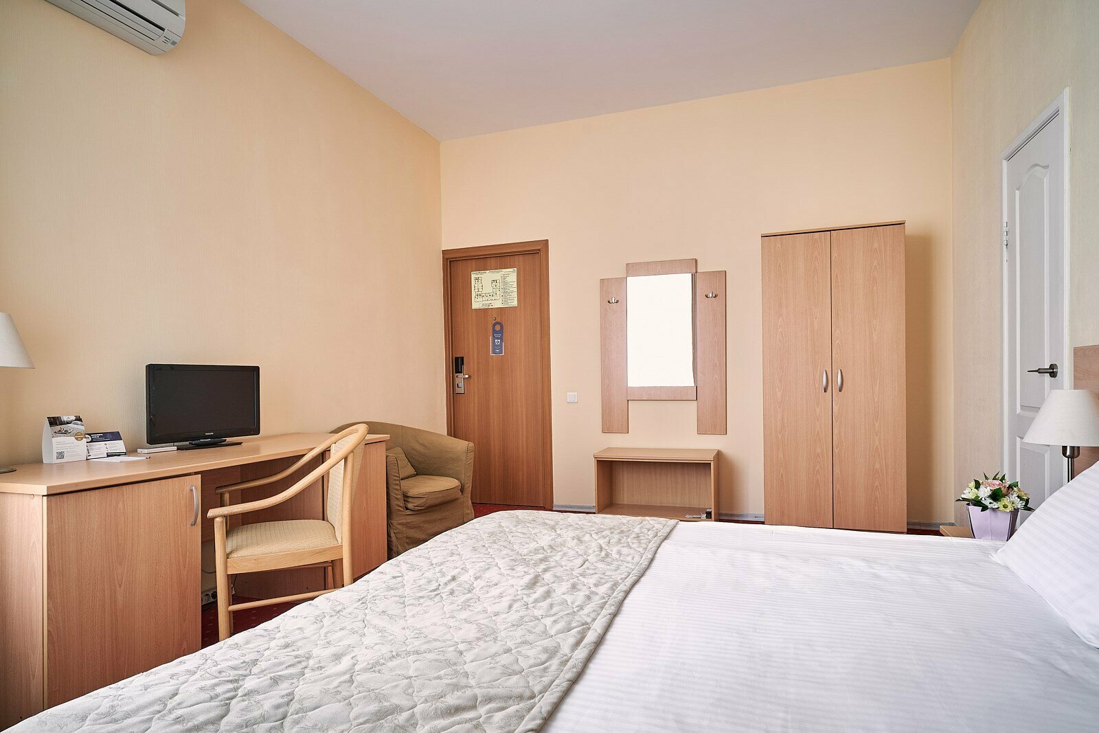 Стандарт Улучшенный с двуспальной кроватью