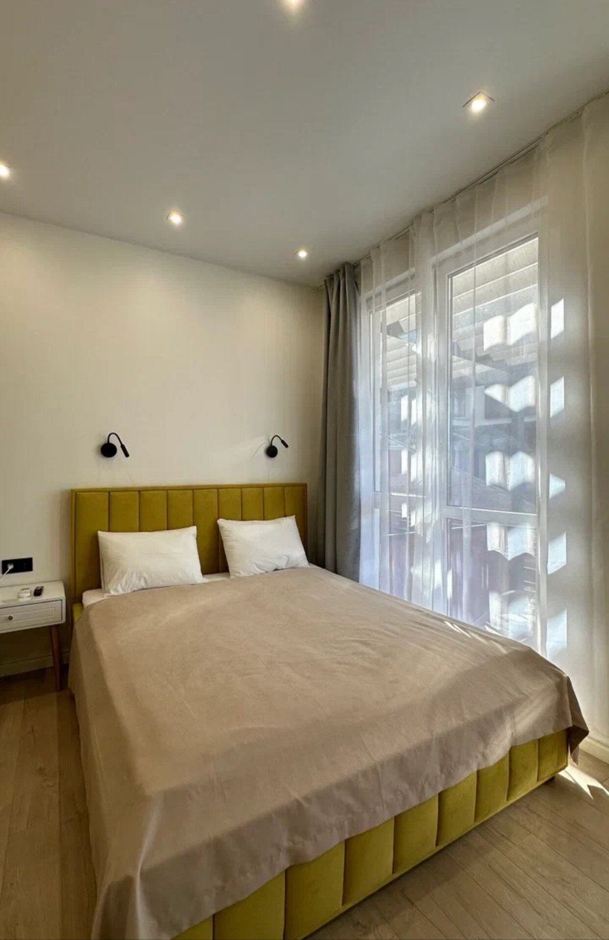 Трехместный номер с террасой