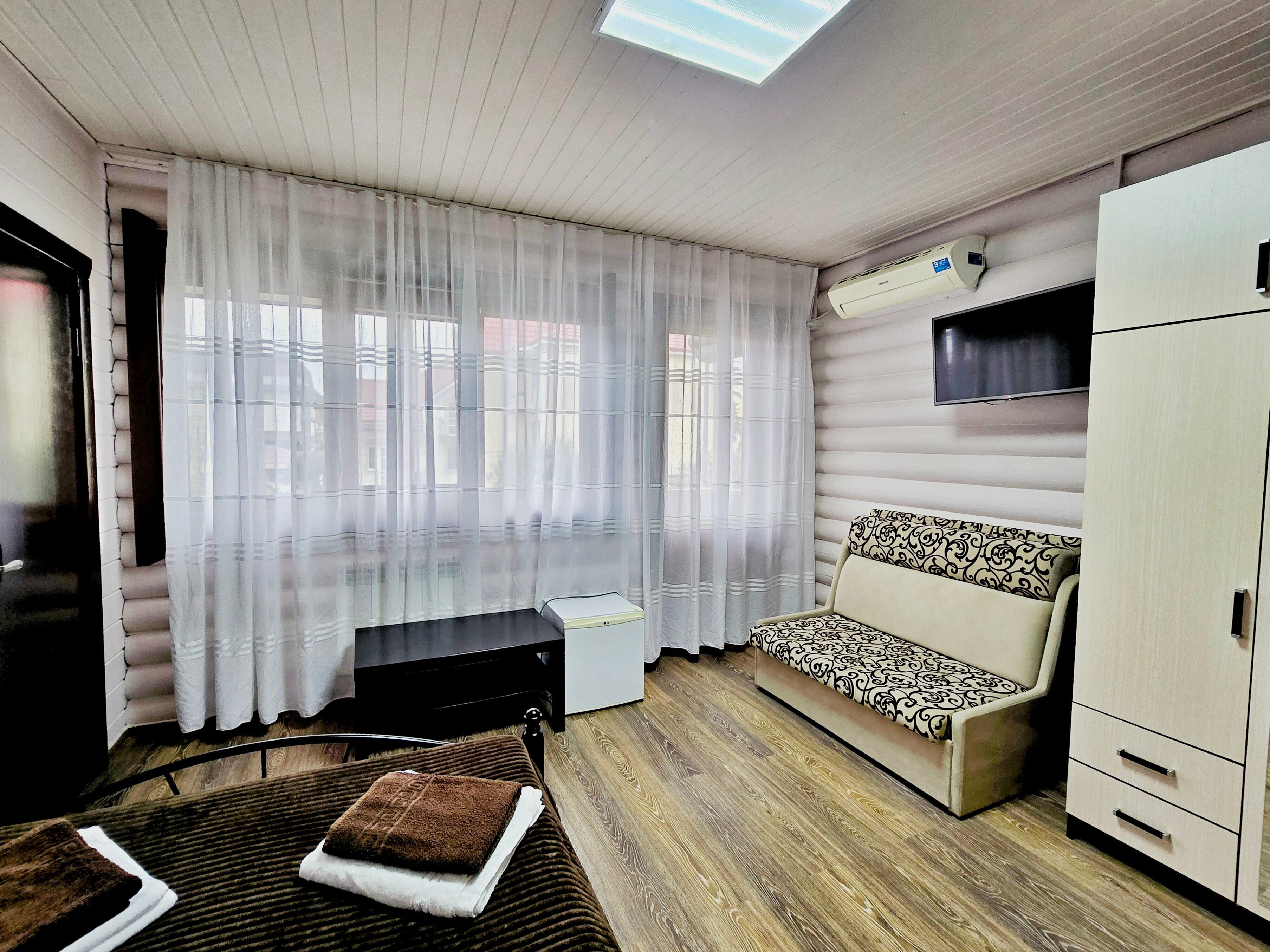 11. Стандарт на 2-3чел. с балконом. (2 этаж)