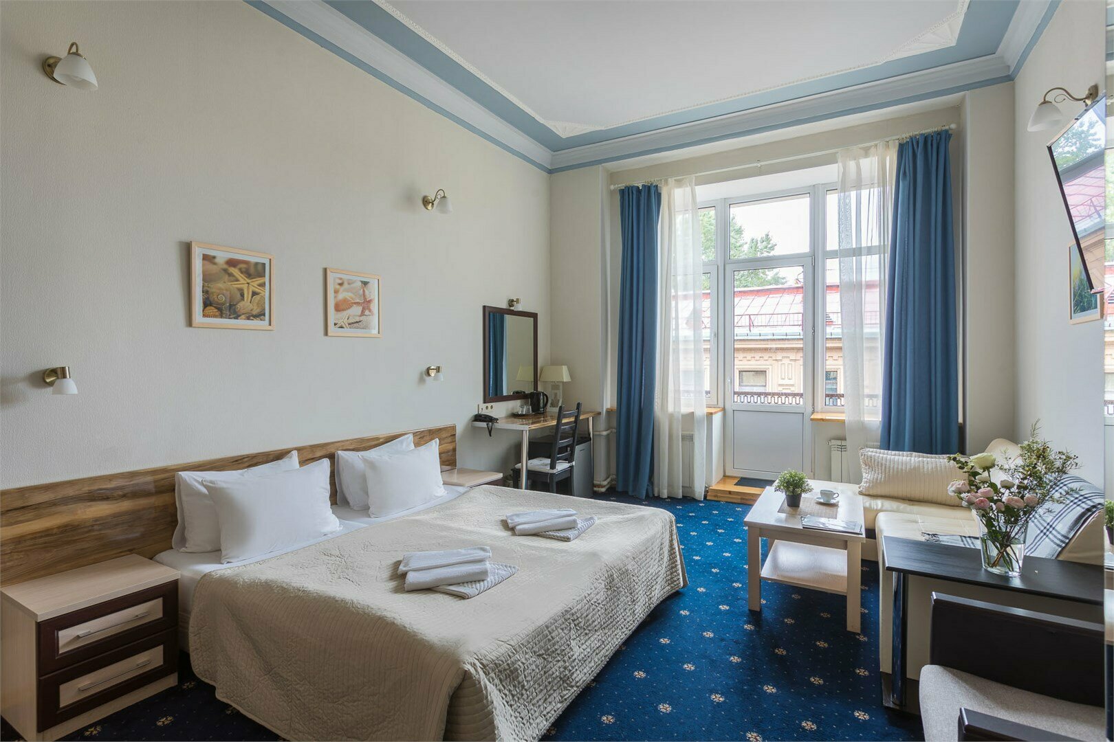 Премиум с Балконом