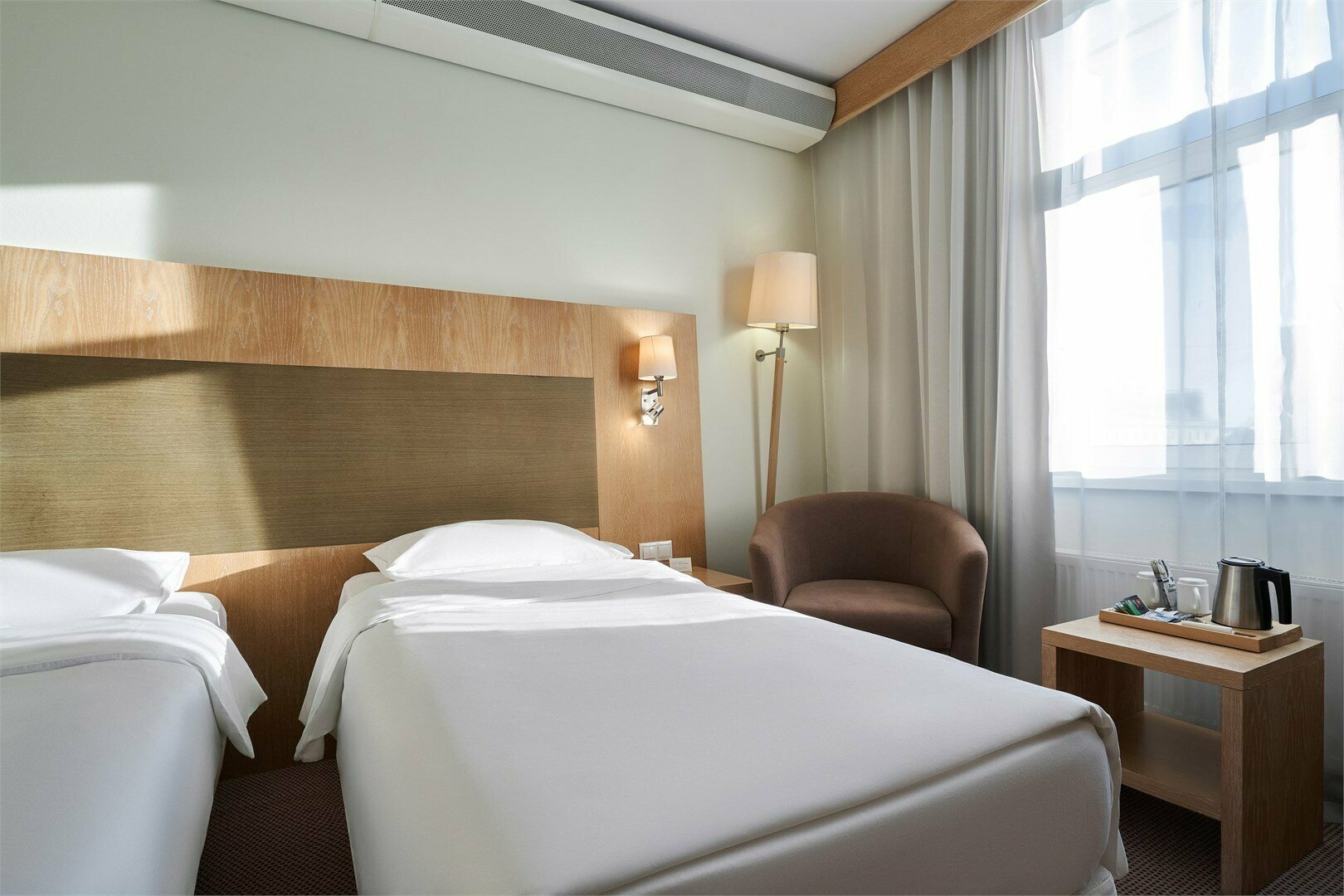 Стандарт на высоком этаже с двумя кроватями