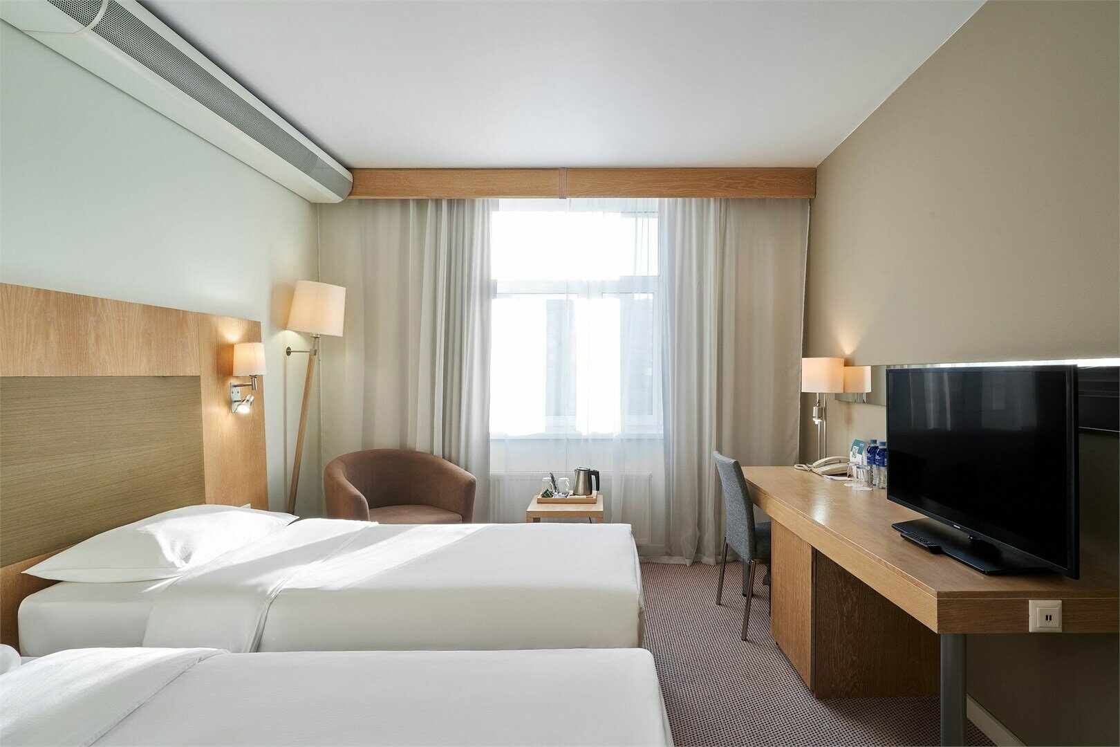 Стандарт на высоком этаже с двумя кроватями