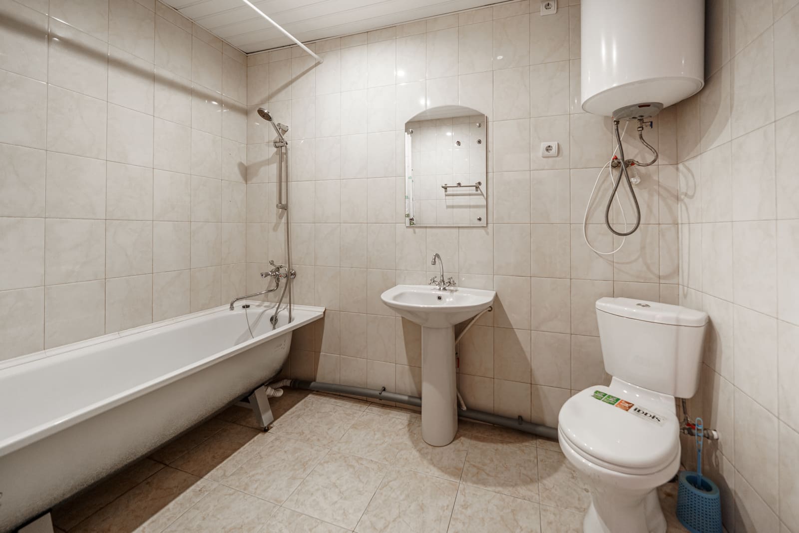 Cемейный номер с собственной ванной комнатой