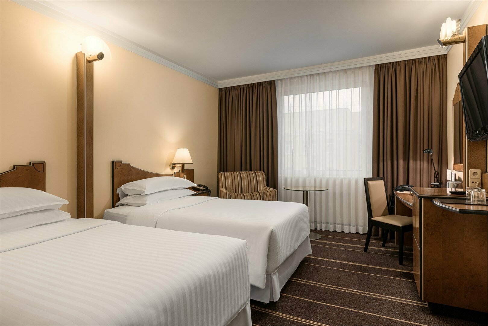 Классический номер с двумя раздельными кроватями