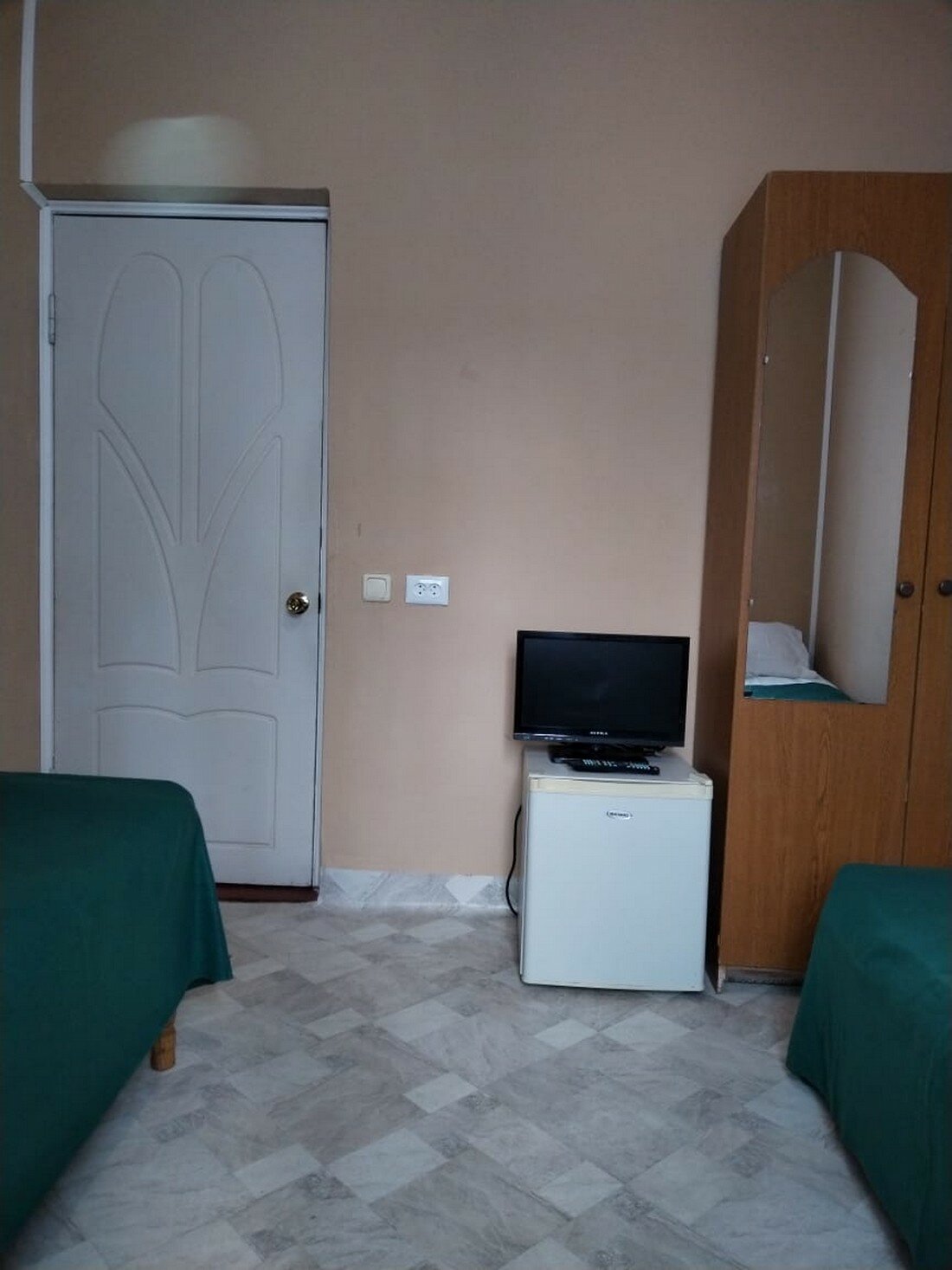 Бюджетный трехместный номер