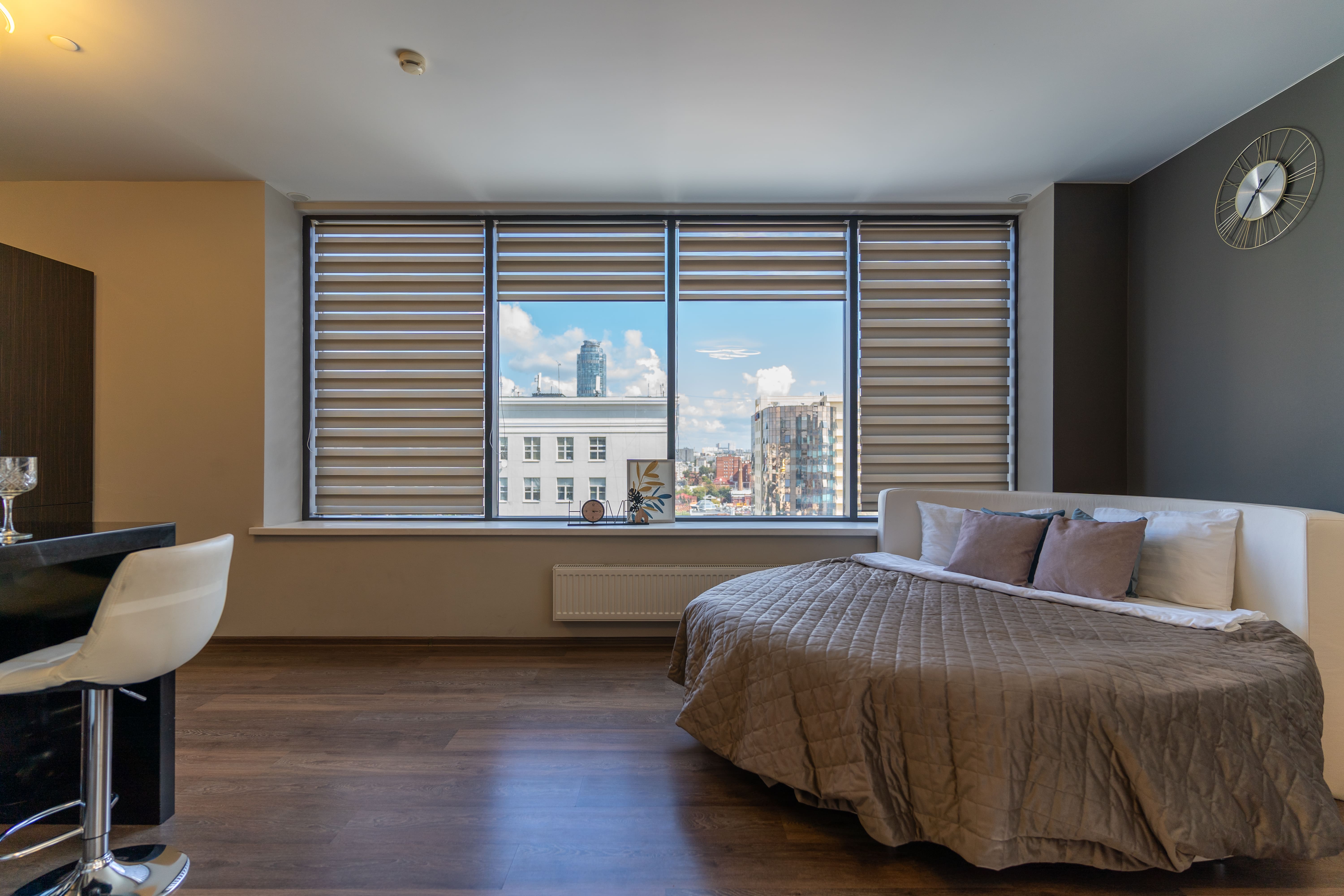 10. Угловой люксовый апартамент с круглой кроватью (19)