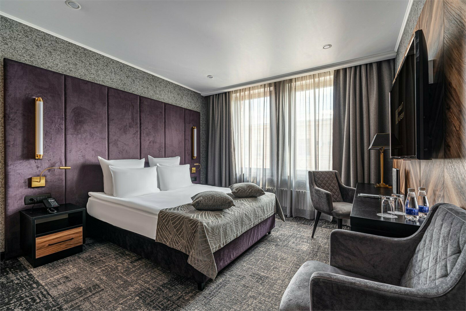 Стандарт двухместный с двуспальной кроватью