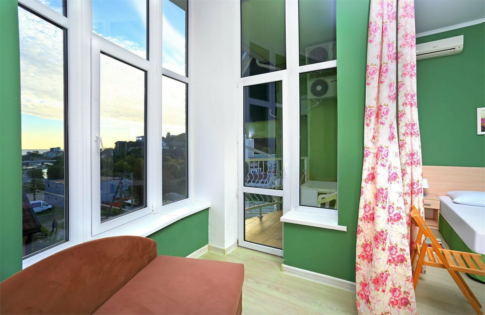 Двухместный номер с 1 кроватью и балконом